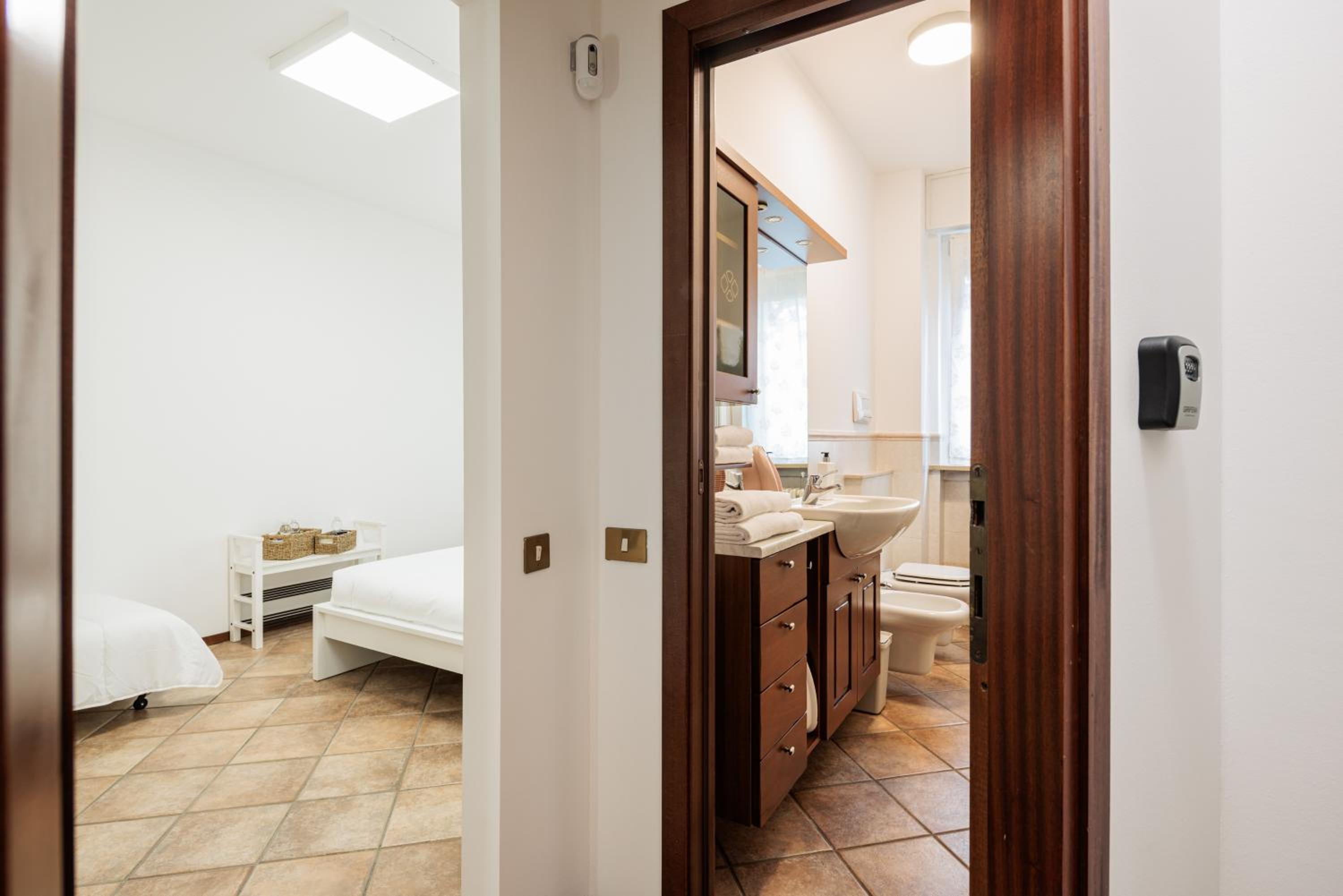 Double Room with Private Bathroom photo 1