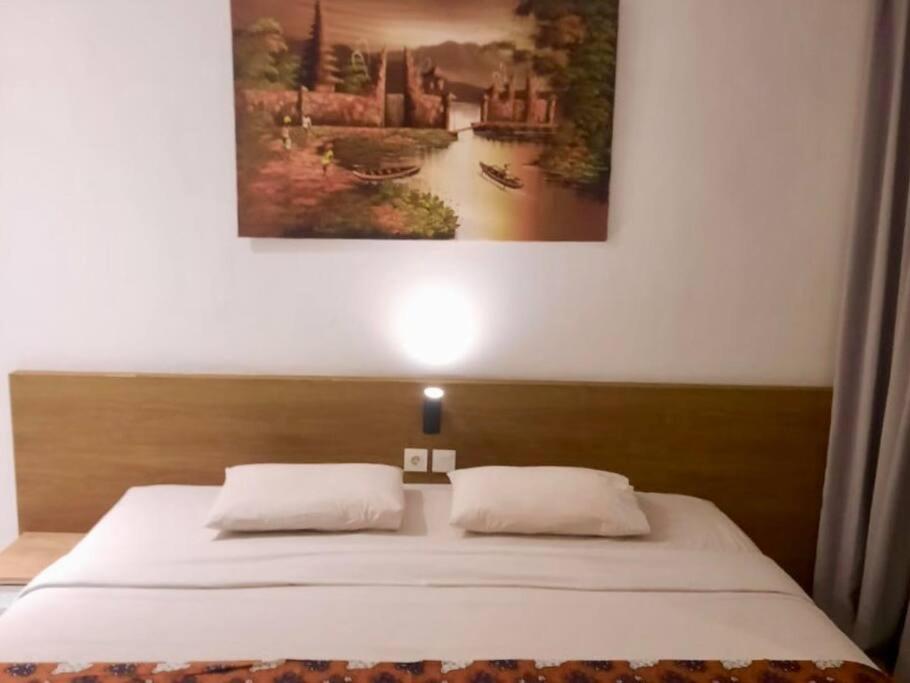 Studio Apartment With King Bed