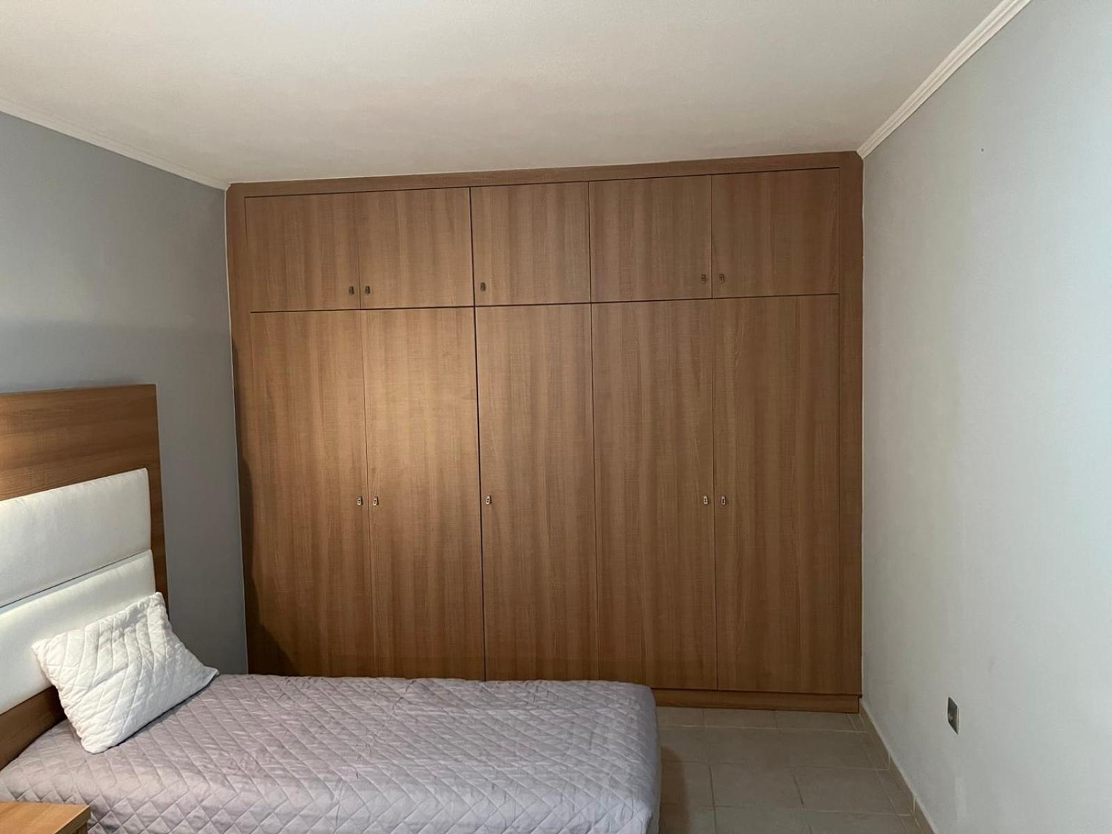 One-Bedroom Apartment photo 3