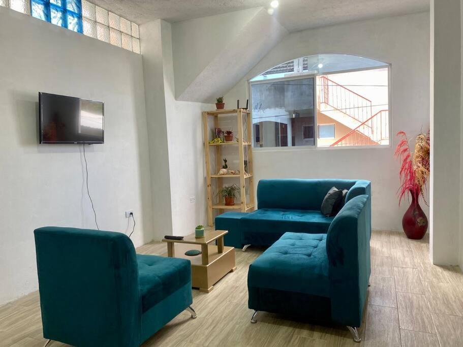 Three-Bedroom Apartment - High Floor photo 1