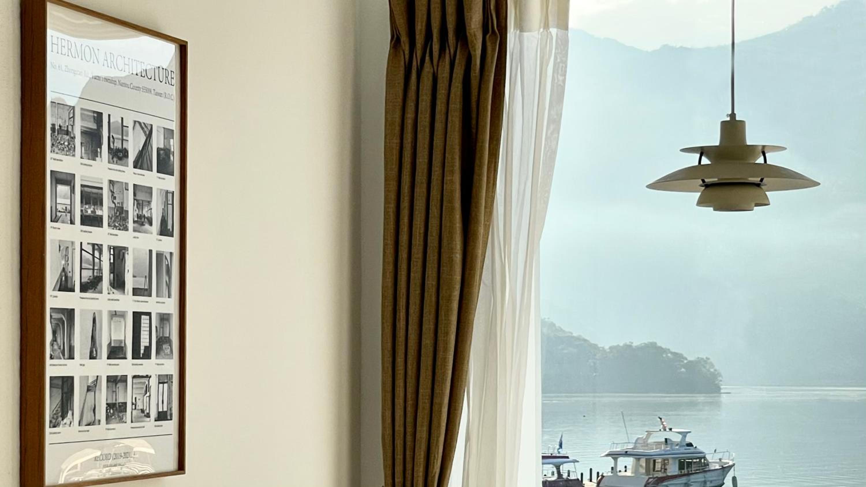 Double Room with Lake View photo 2