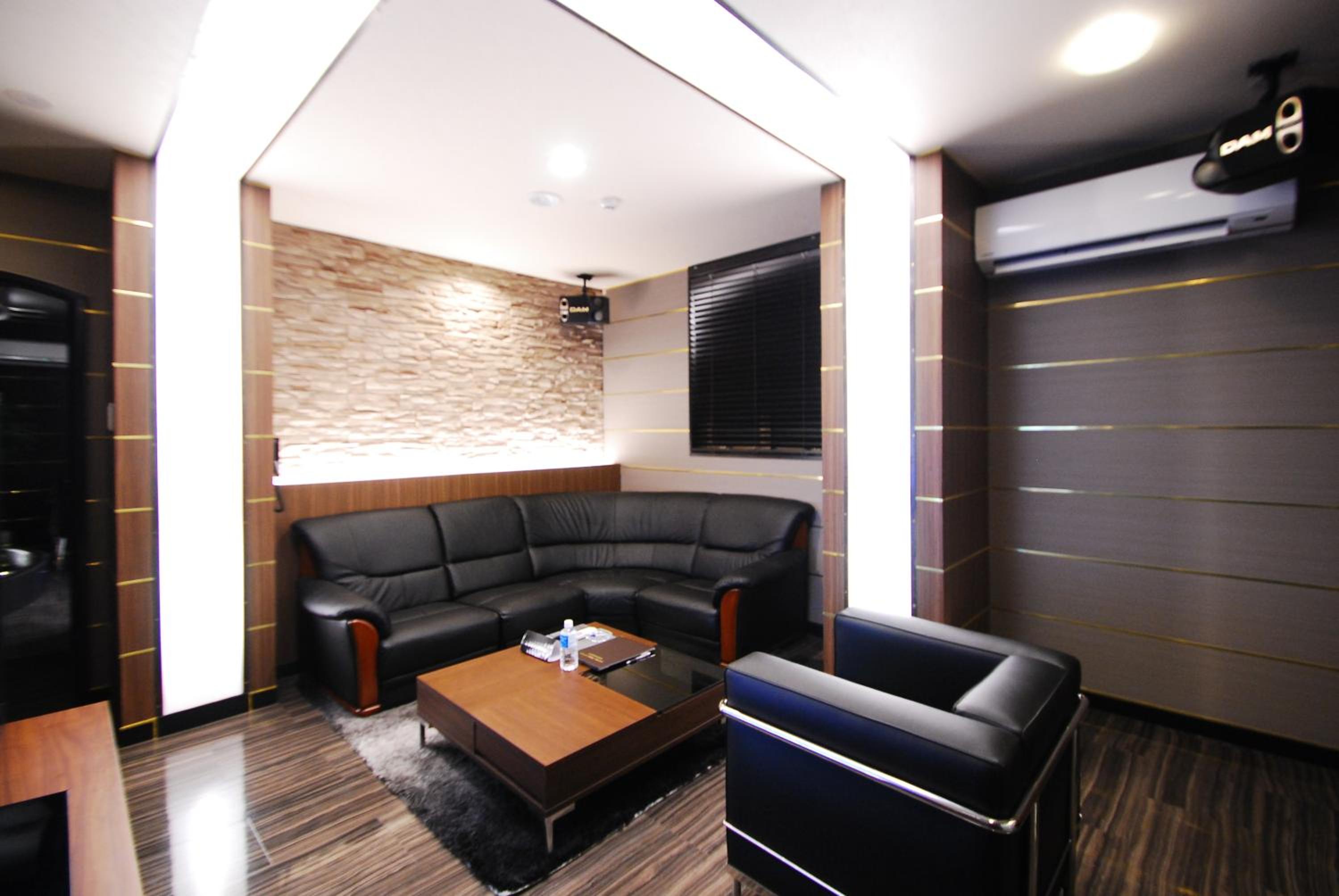 Two-Bedroom Suite photo 1