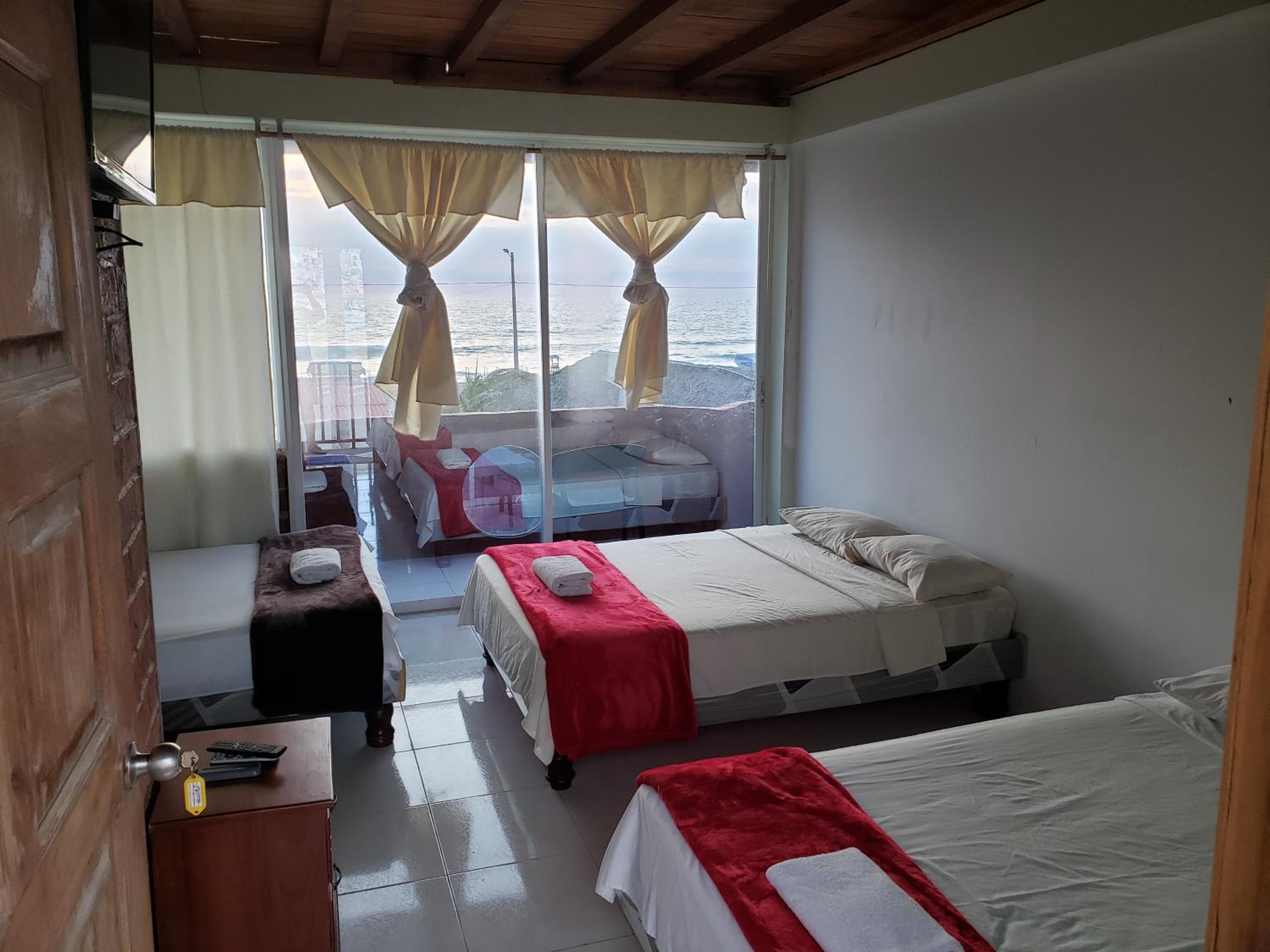 Deluxe Double Room With Balcony And Sea View photo 3