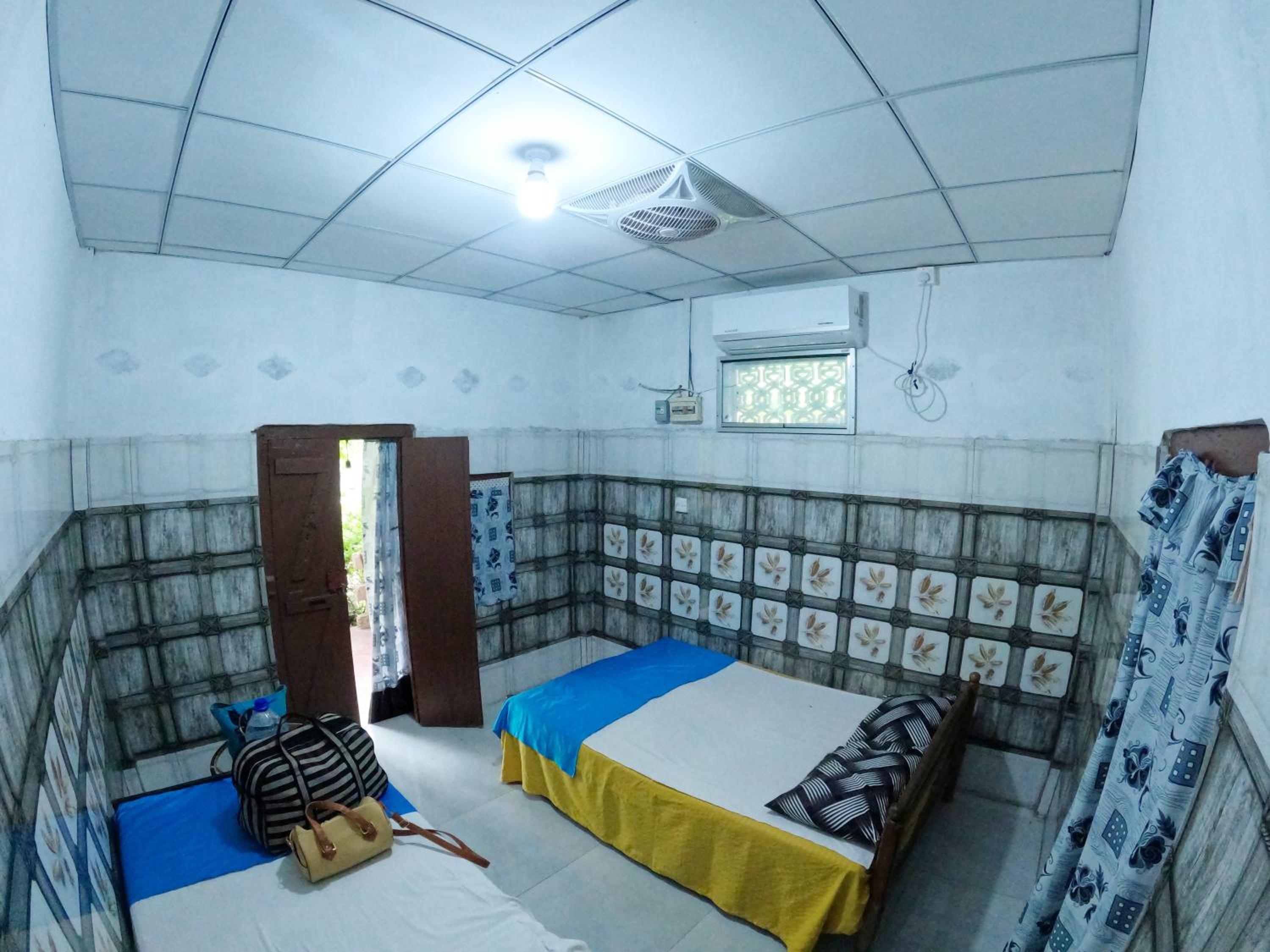Double or Twin Room with Garden View photo 2