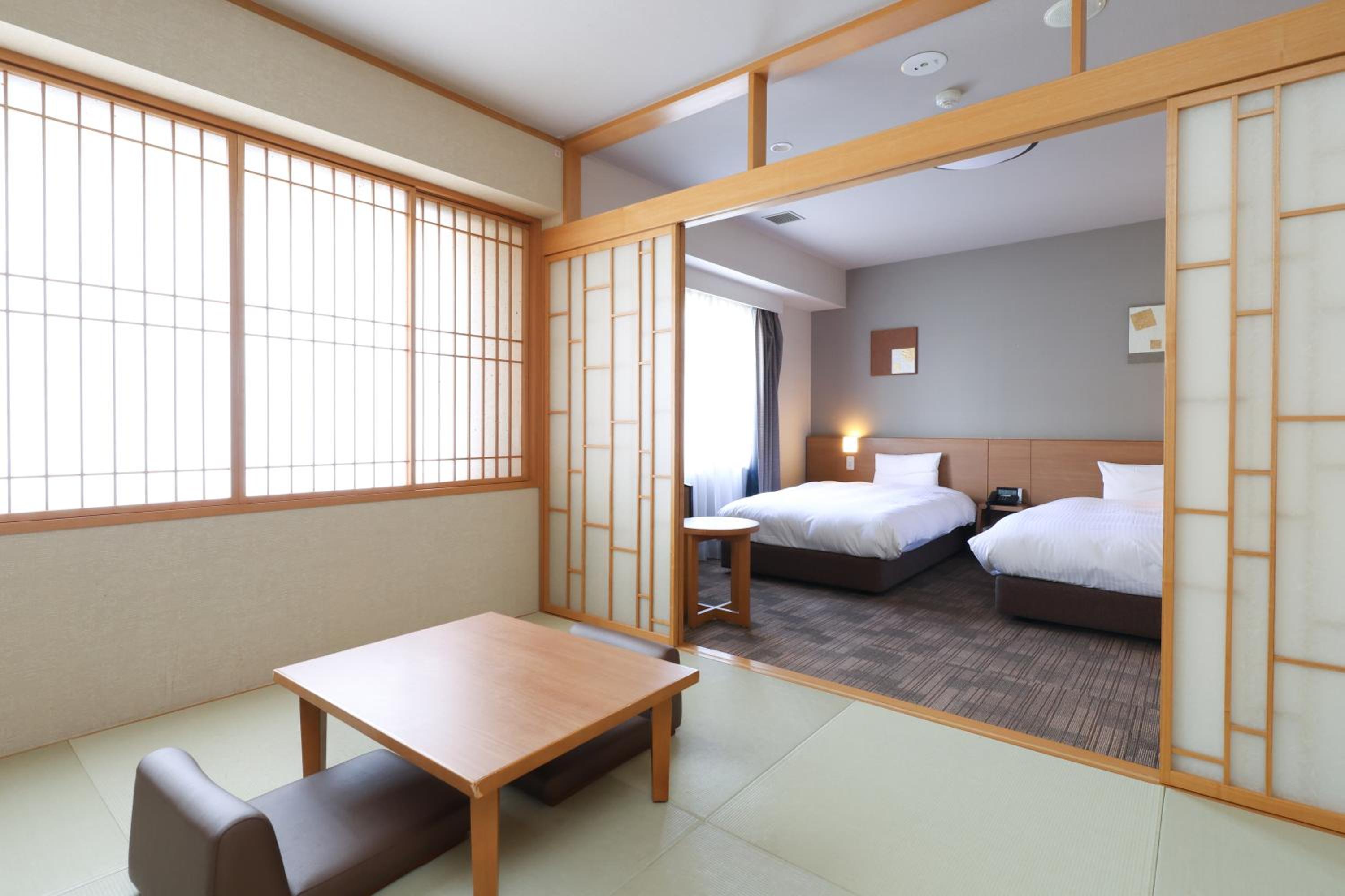 <Special Offer - No Daily Cleaning> Twin Room with Tatami Area - Non-Smoking