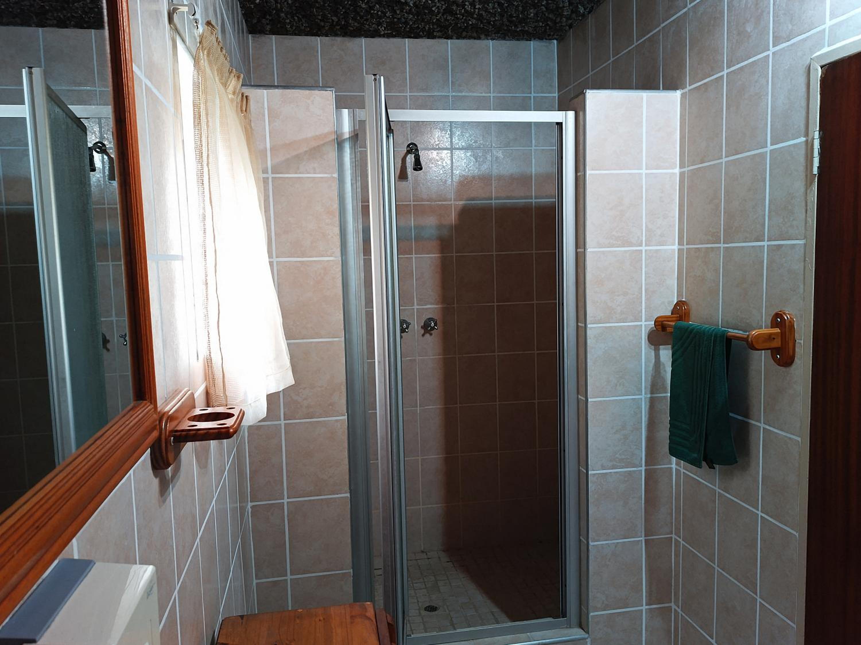 Double Room with Private Bathroom photo 1