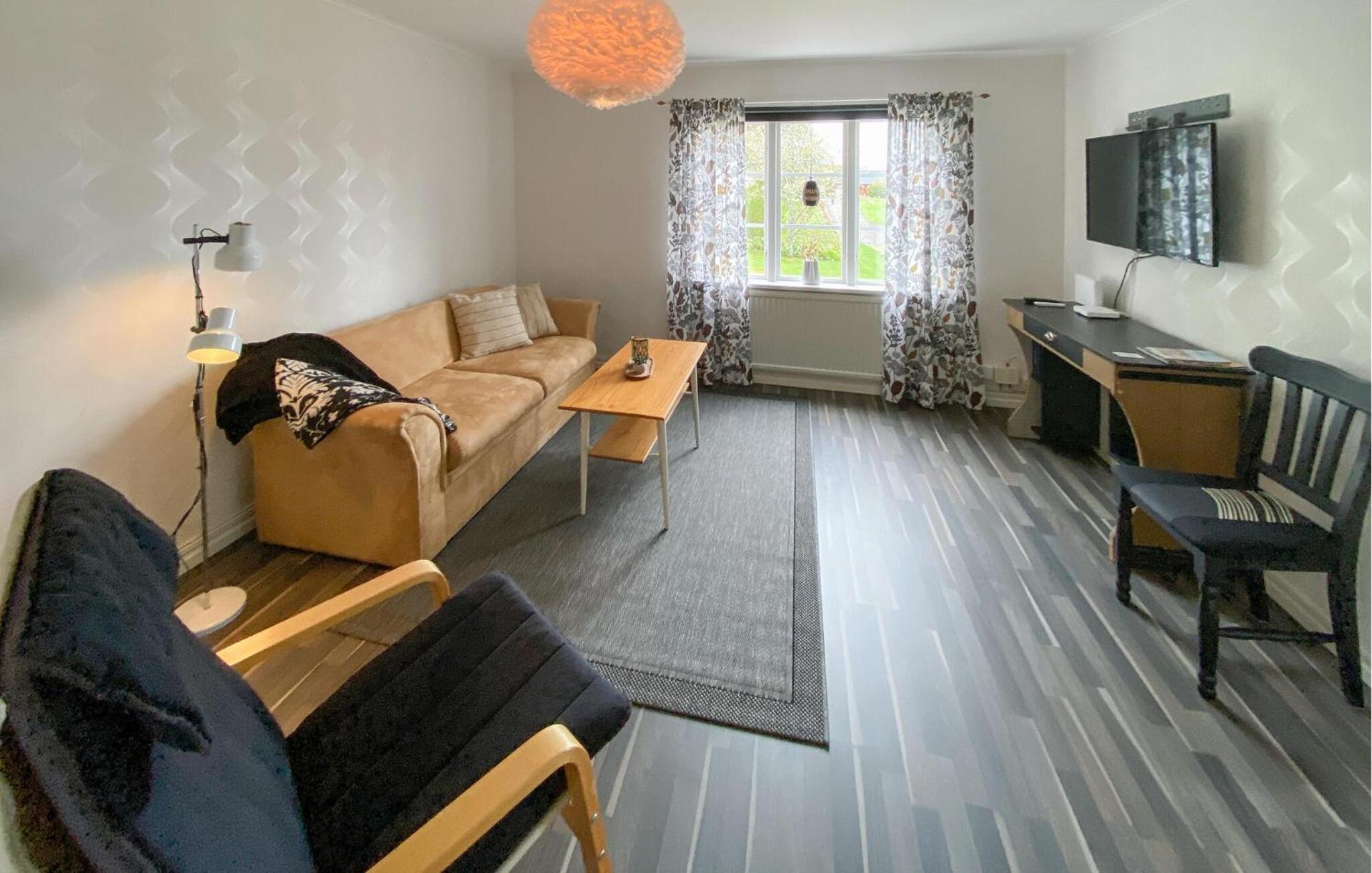 Two-Bedroom Holiday Home photo 1