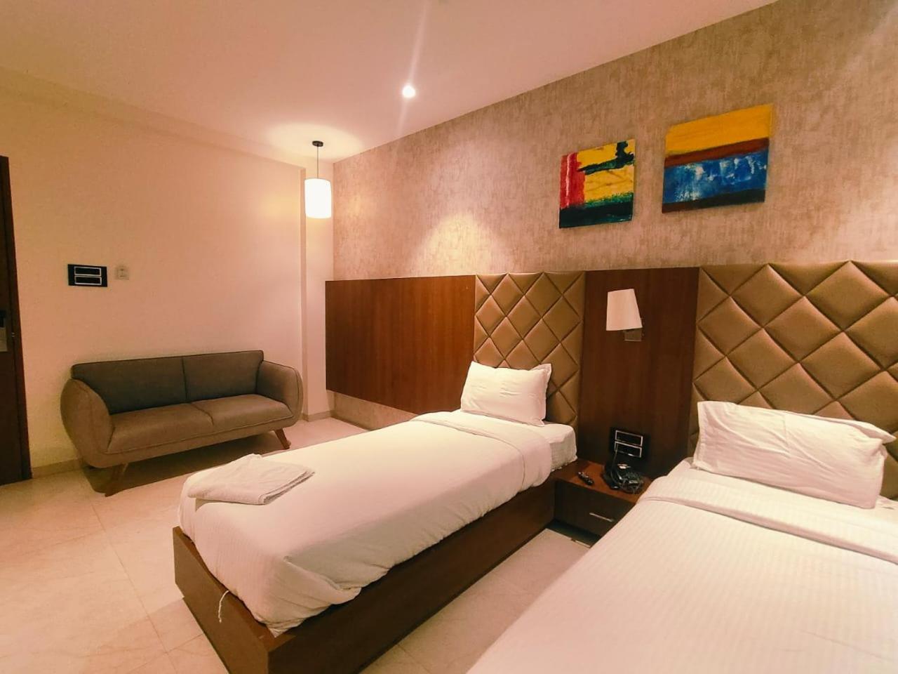 Deluxe Twin Room photo 1