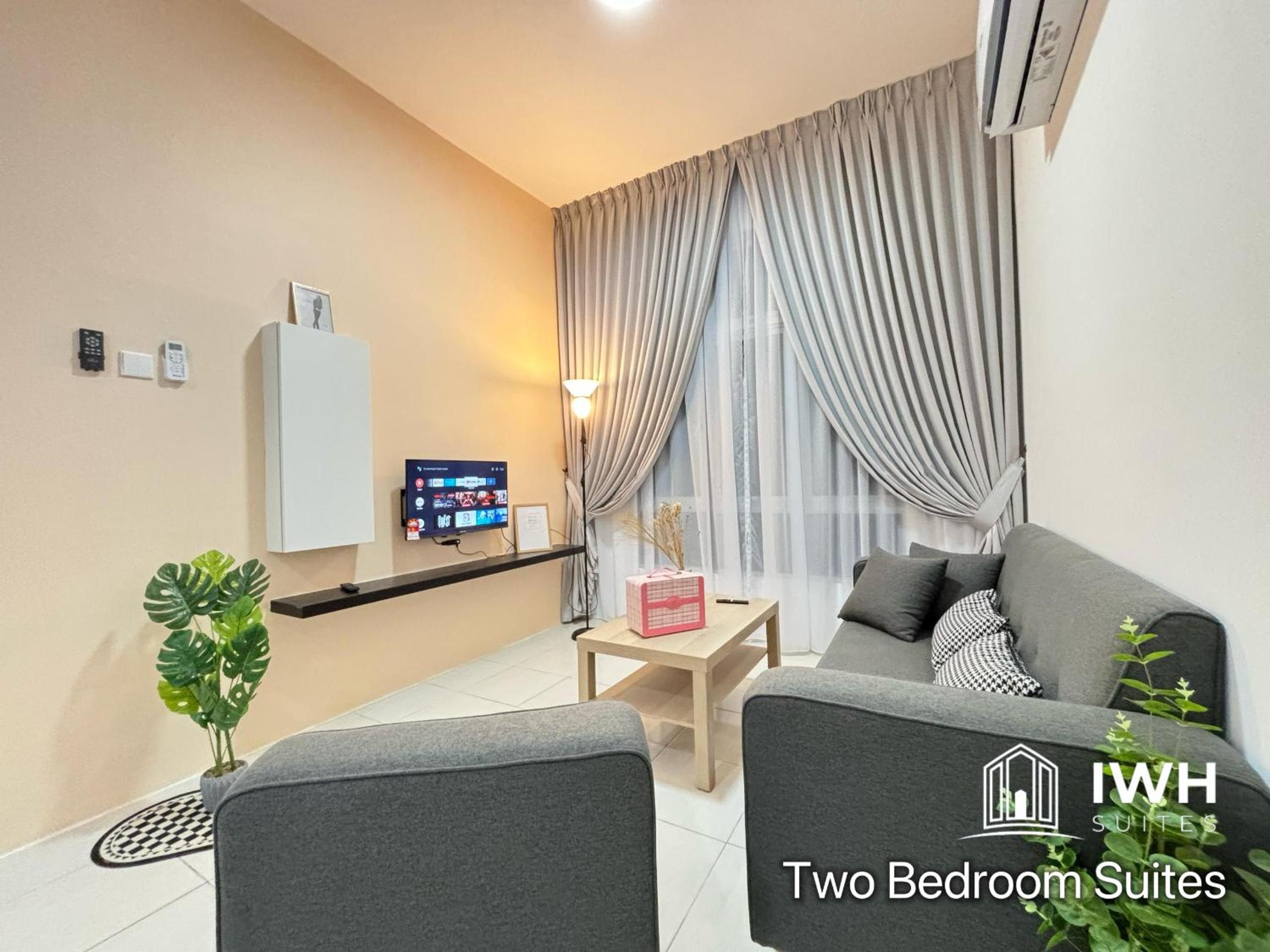 Two-Bedroom Suite - Photo 11