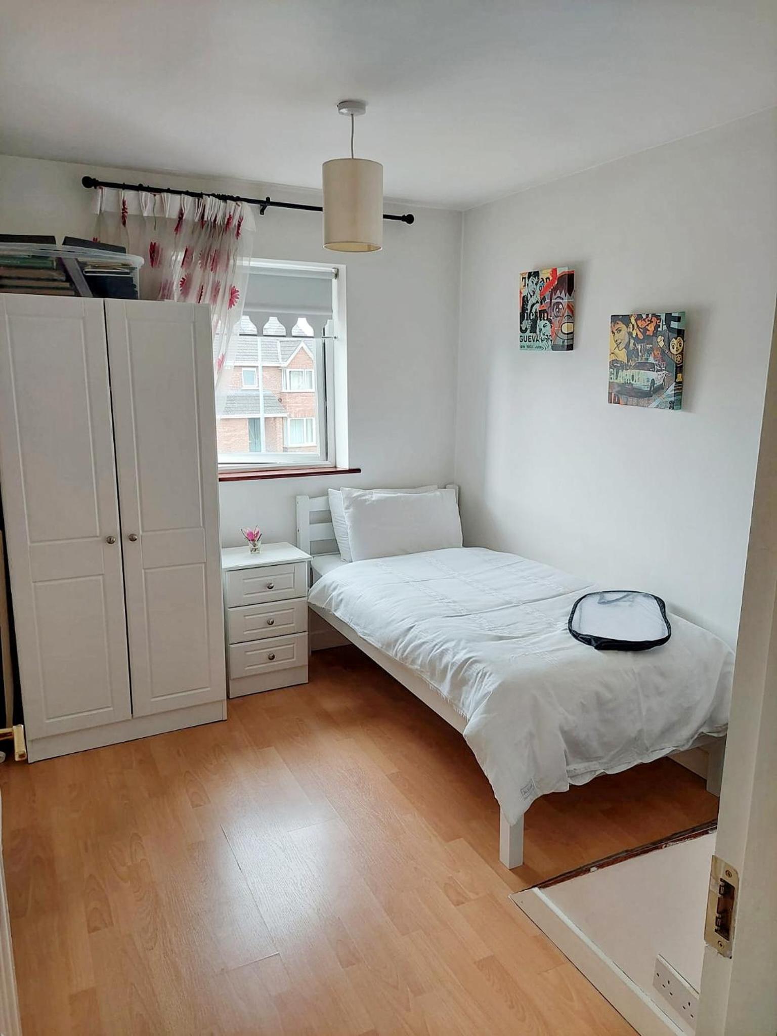 Single Room with Shared Bathroom