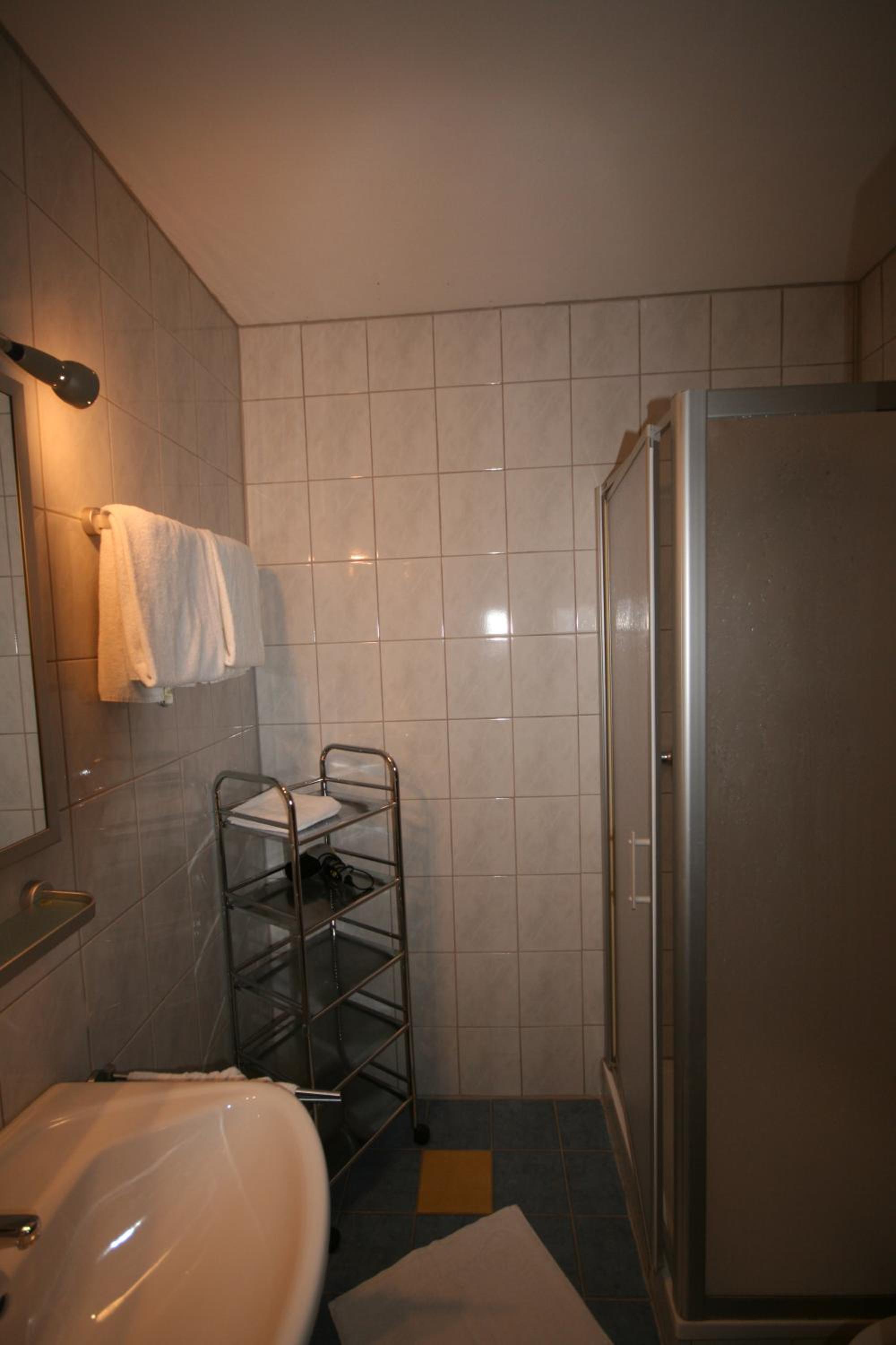 Studio Apartment (2 Adults) - Photo 5