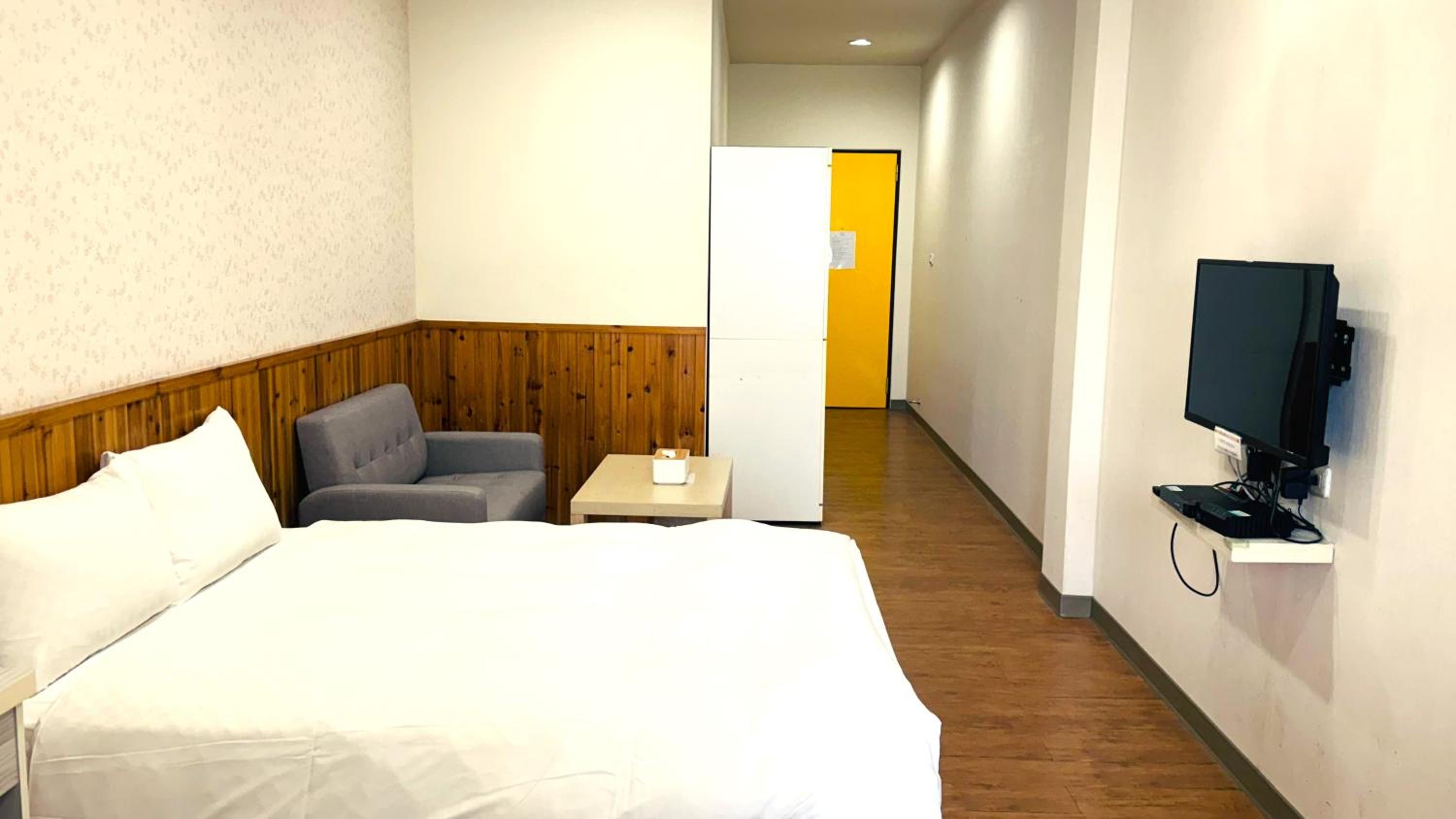 Comfort Double Room with Bath photo 3