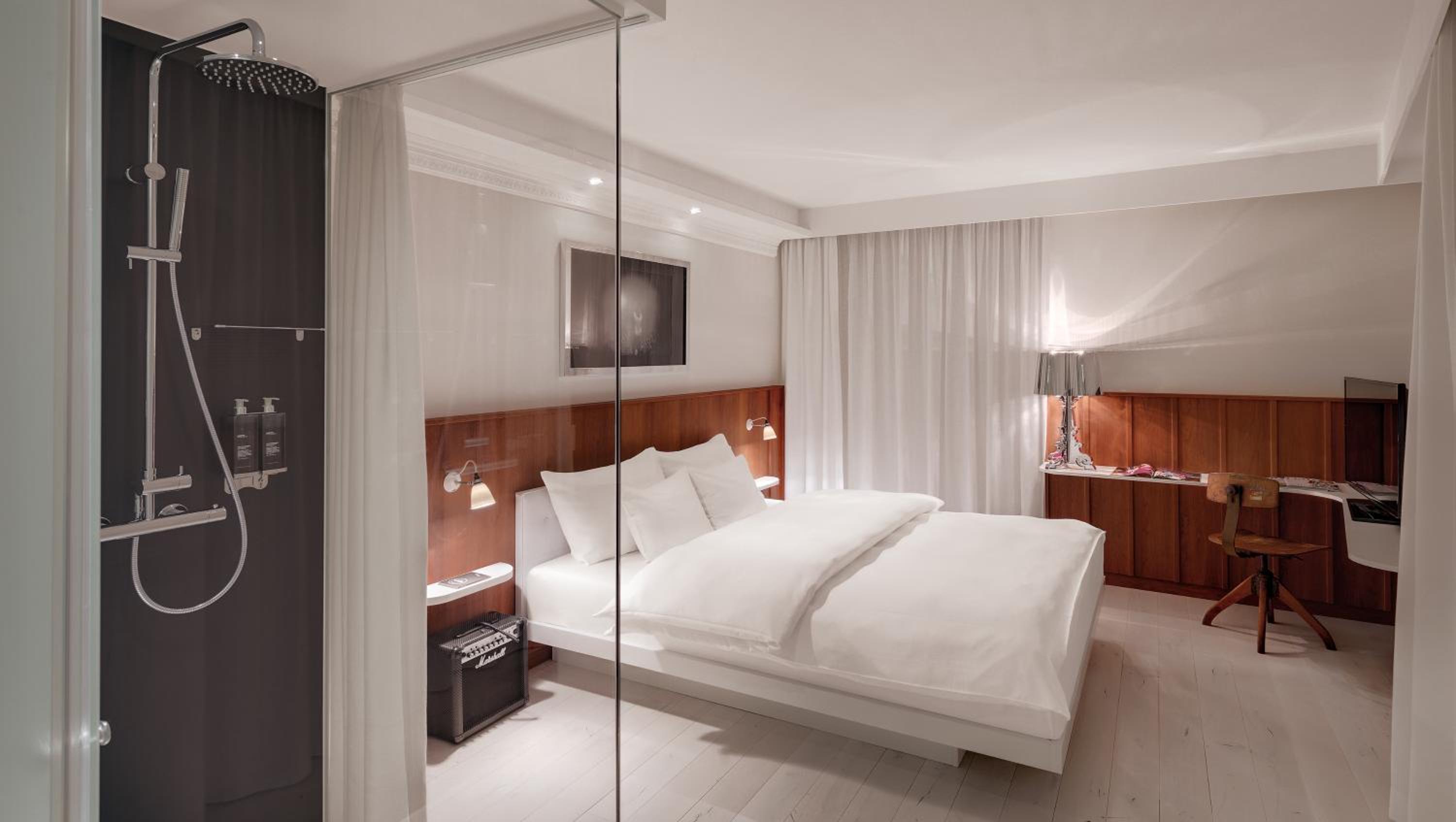 Lovely Room