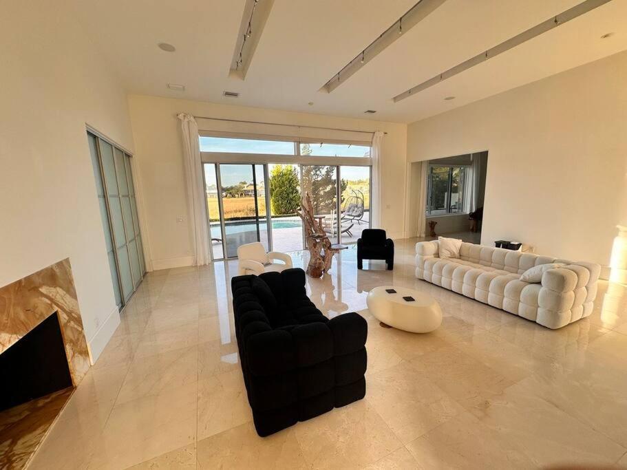 Apartment photo 3