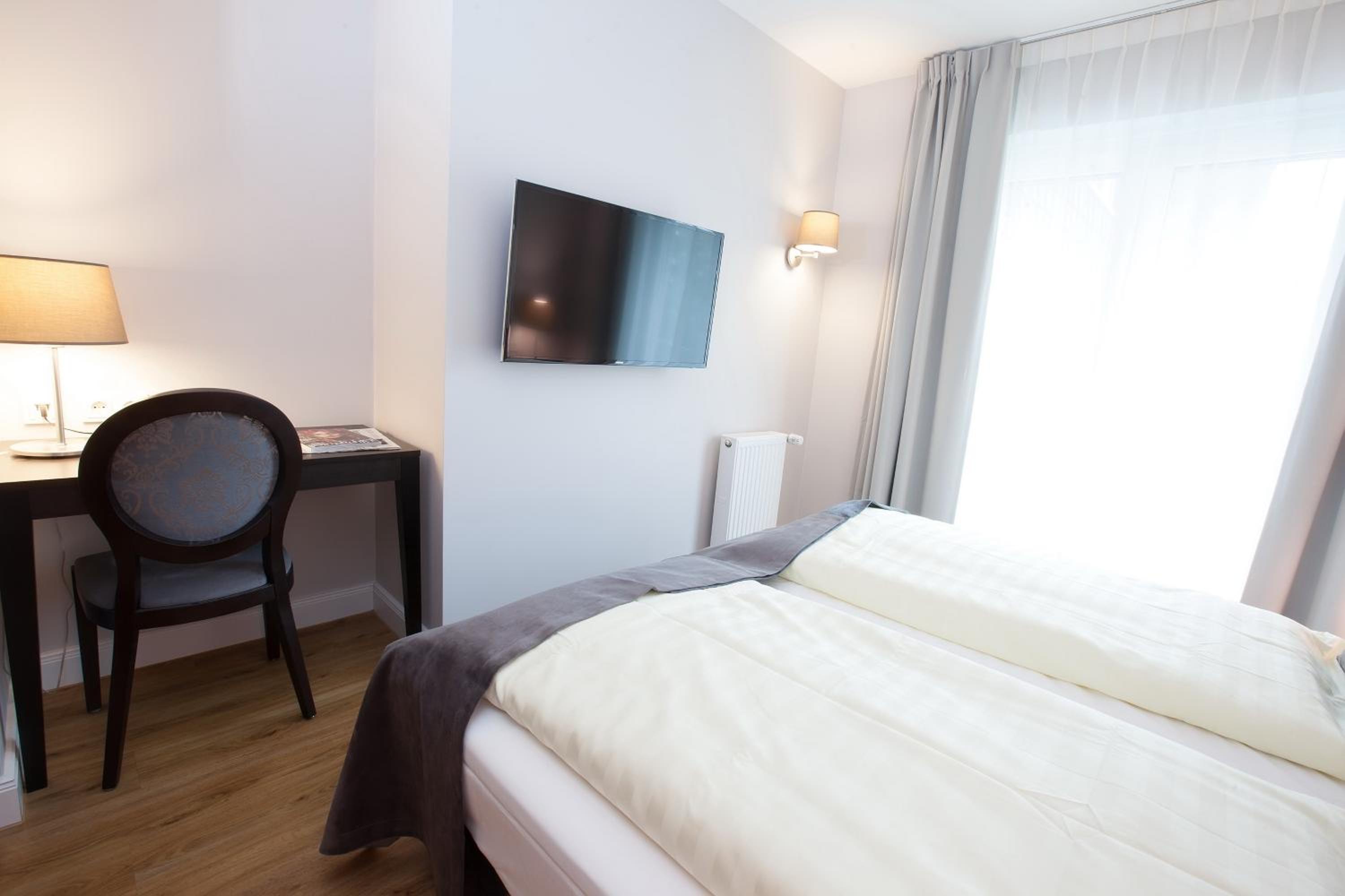 Standard Triple Room - Photo 3