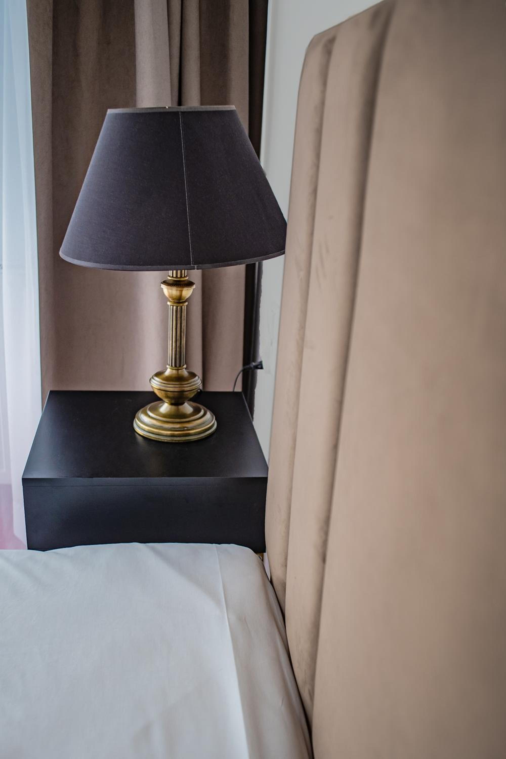 Single Comfort Room - Photo 6