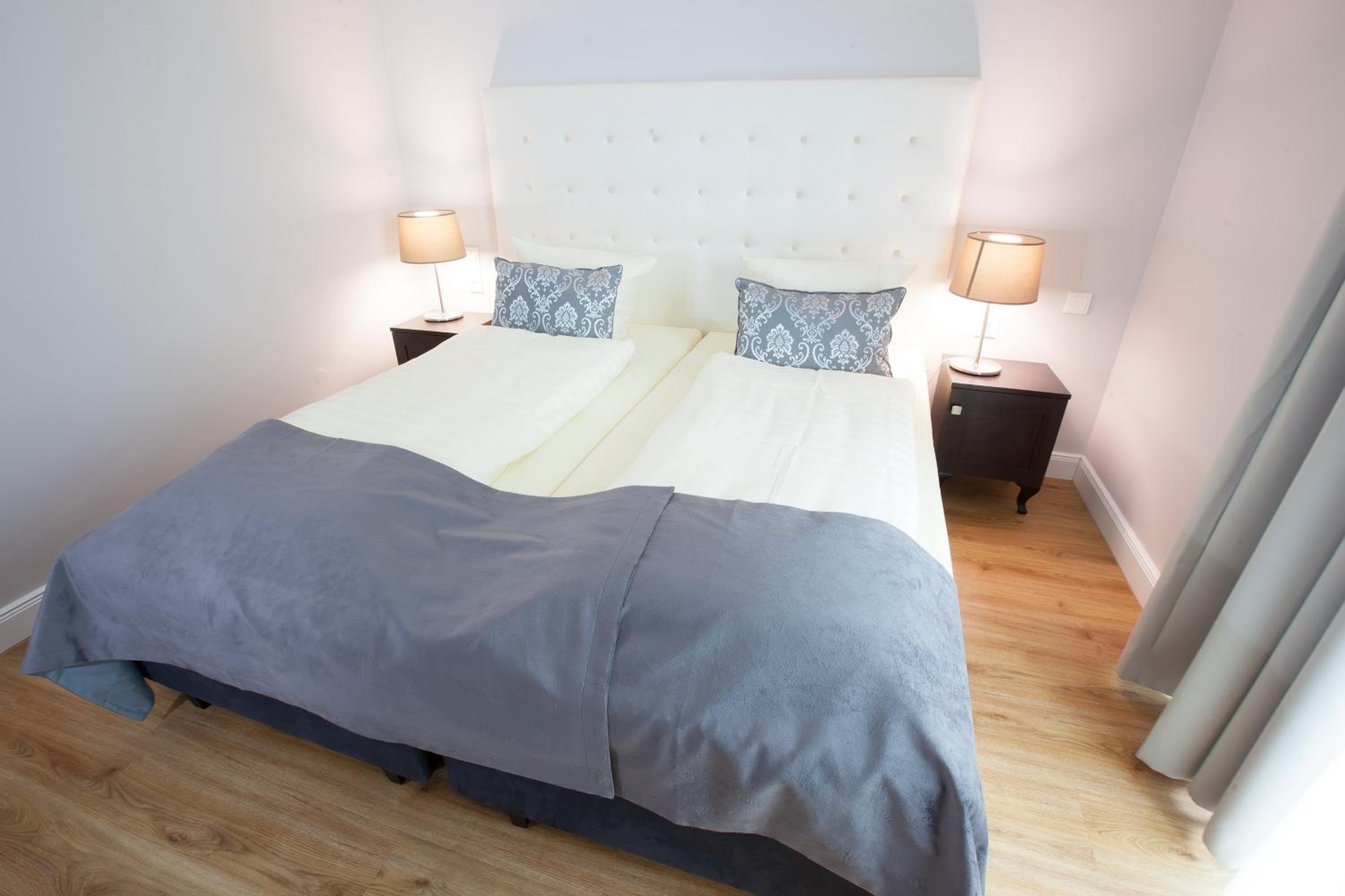 Standard Double Room - Photo 7