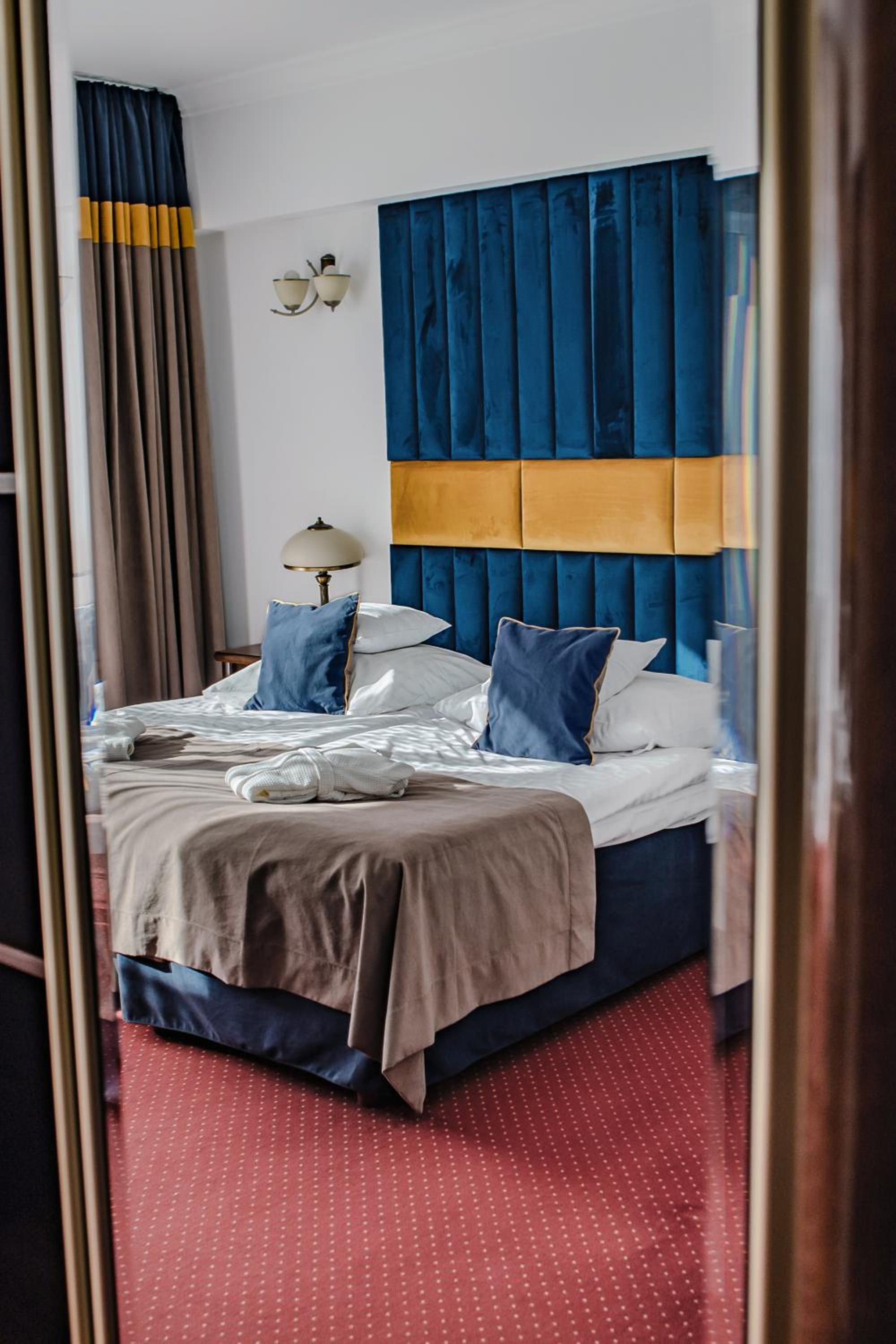 Comfort Twin Room - Photo 8