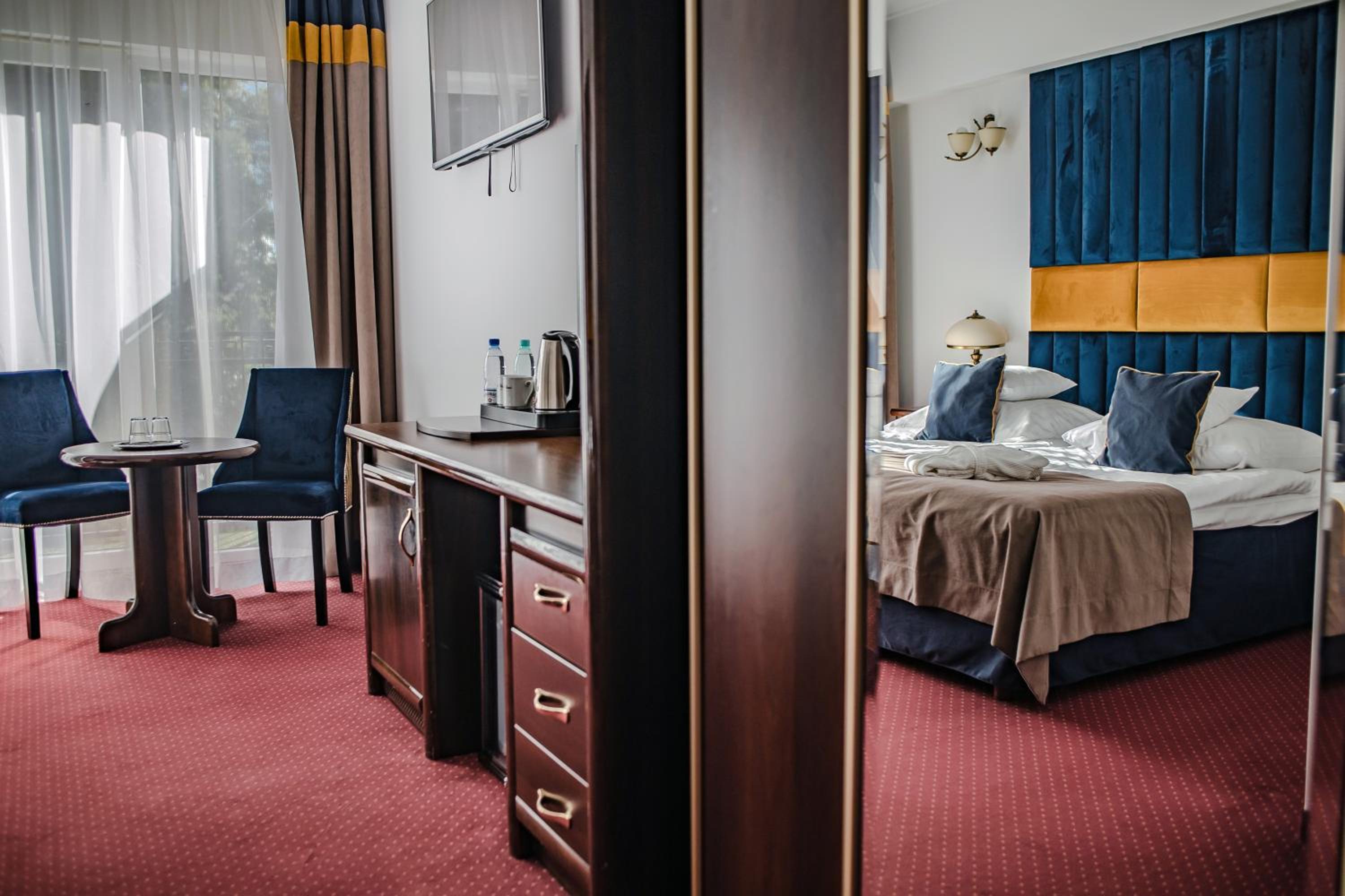 Comfort Twin Room - Photo 9