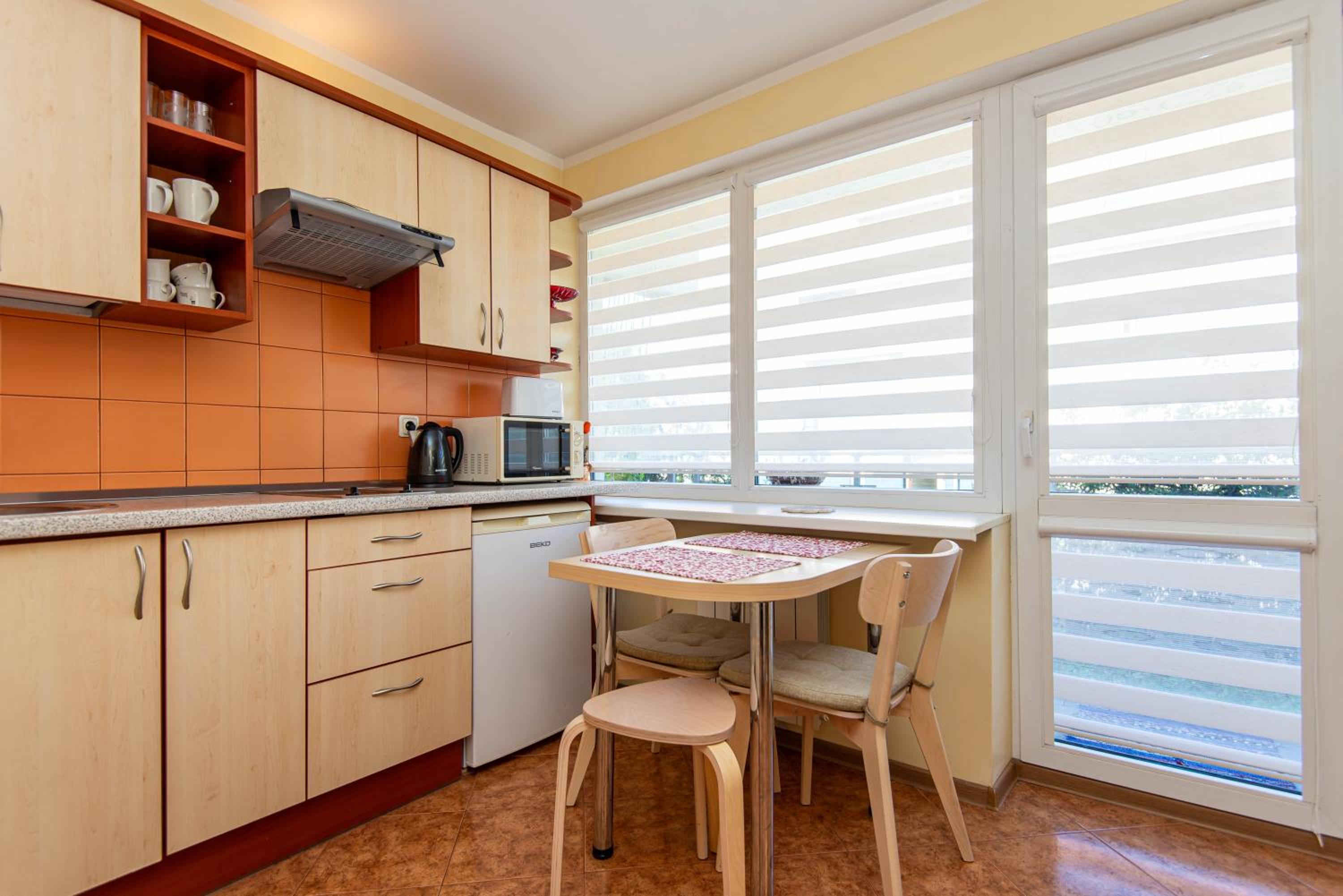Studio with Balcony - Photo 7
