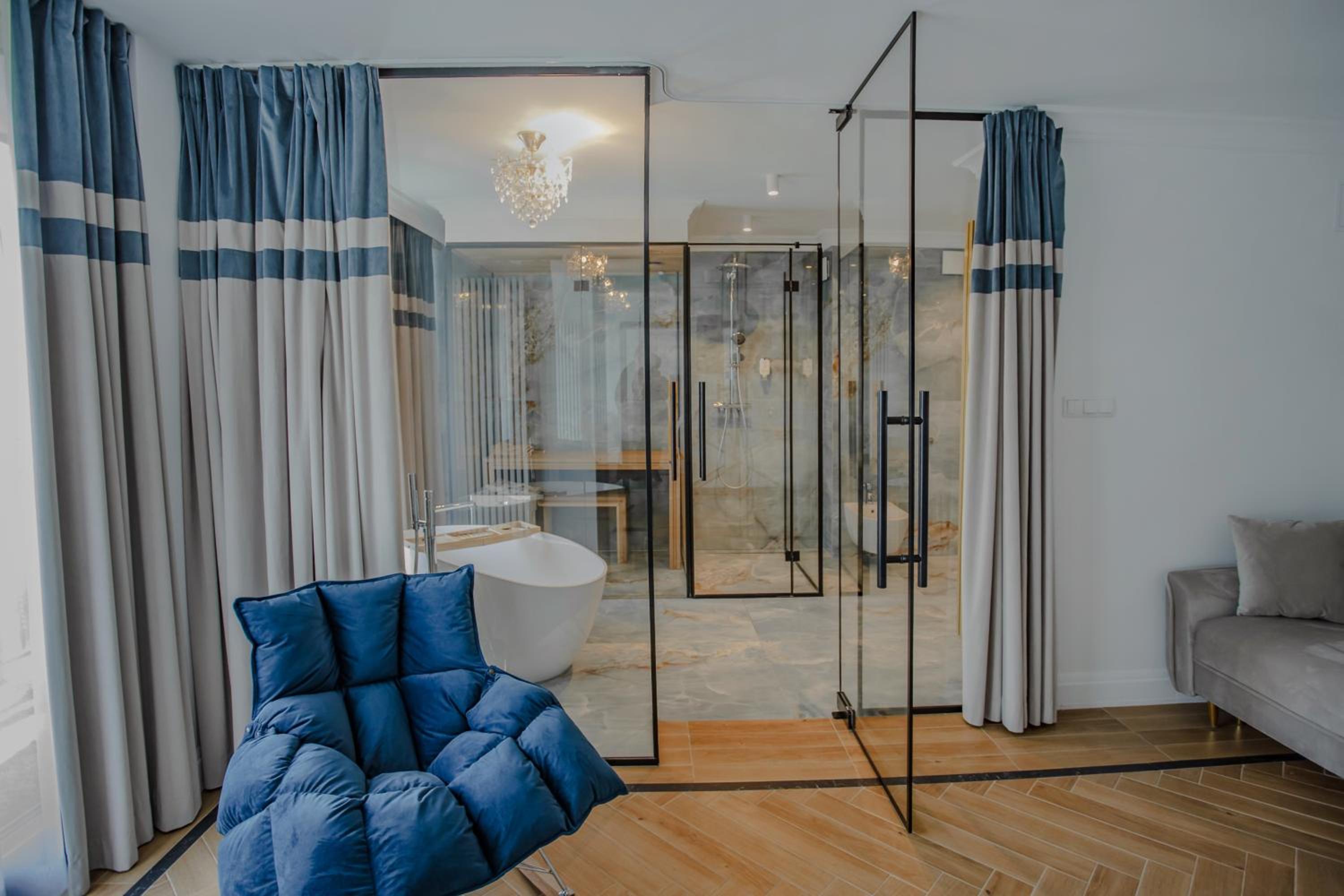 Apartment with Sauna - Photo 6