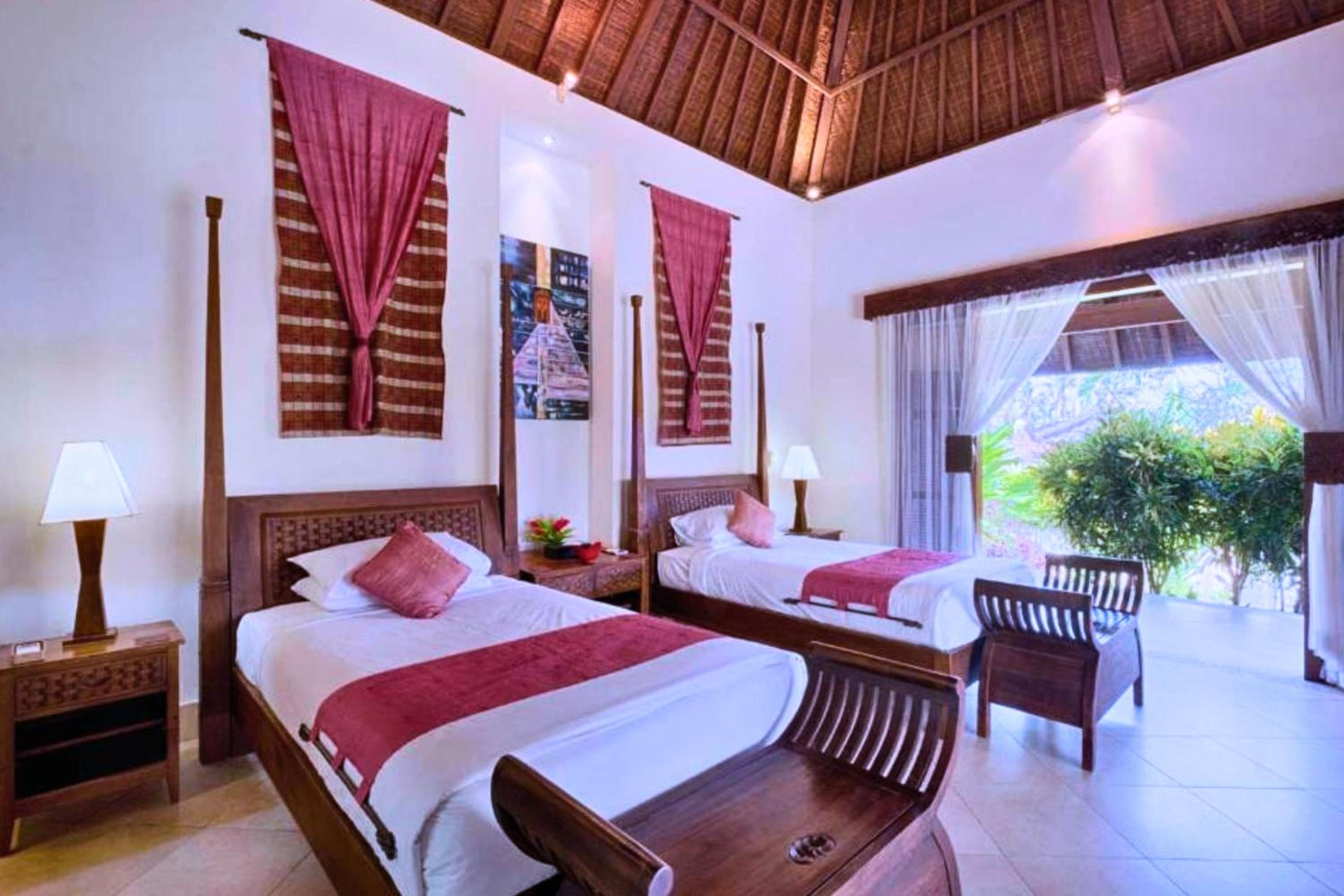 Villa photo 1