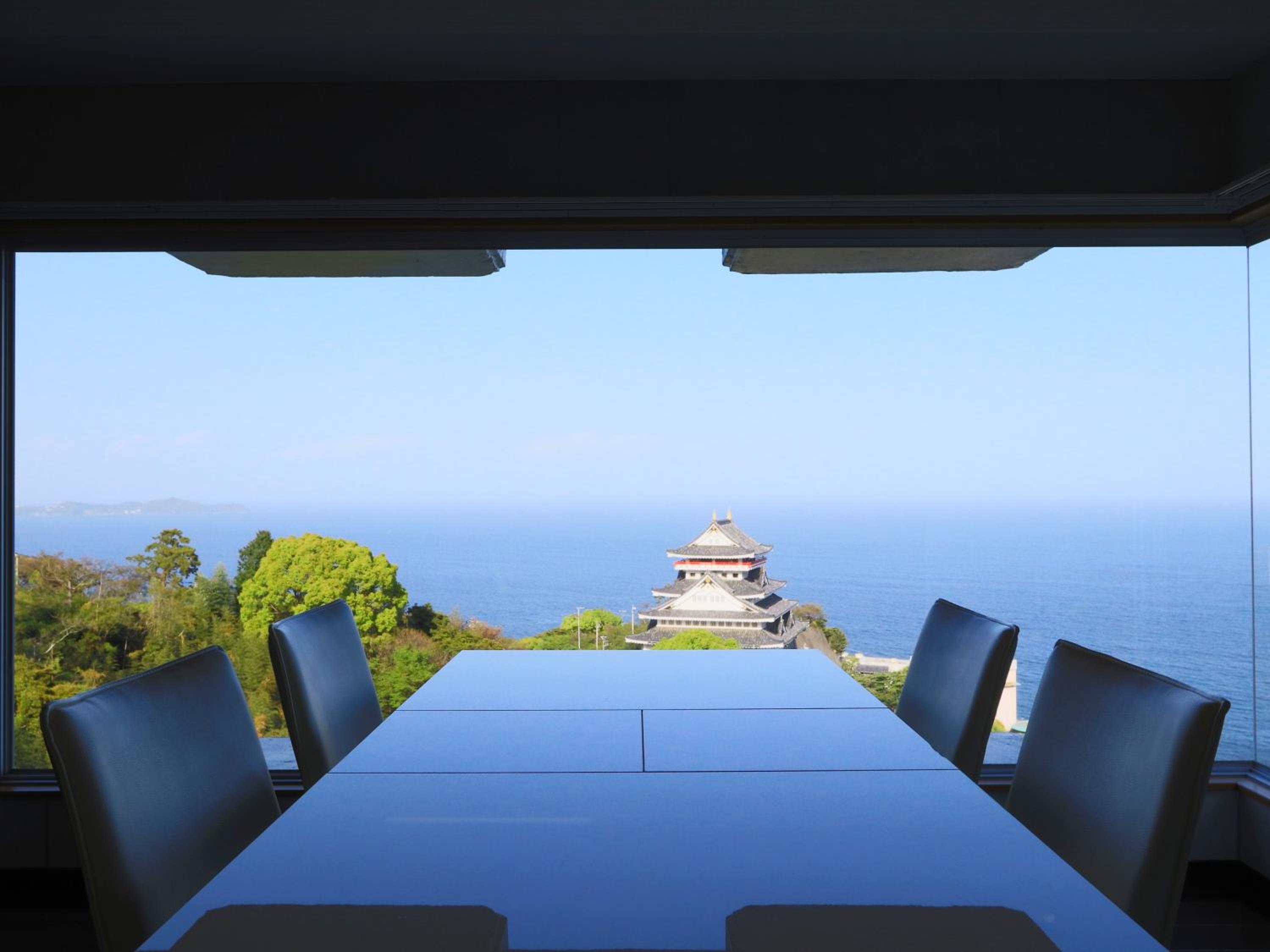 King Suite with Sea View - Photo 10