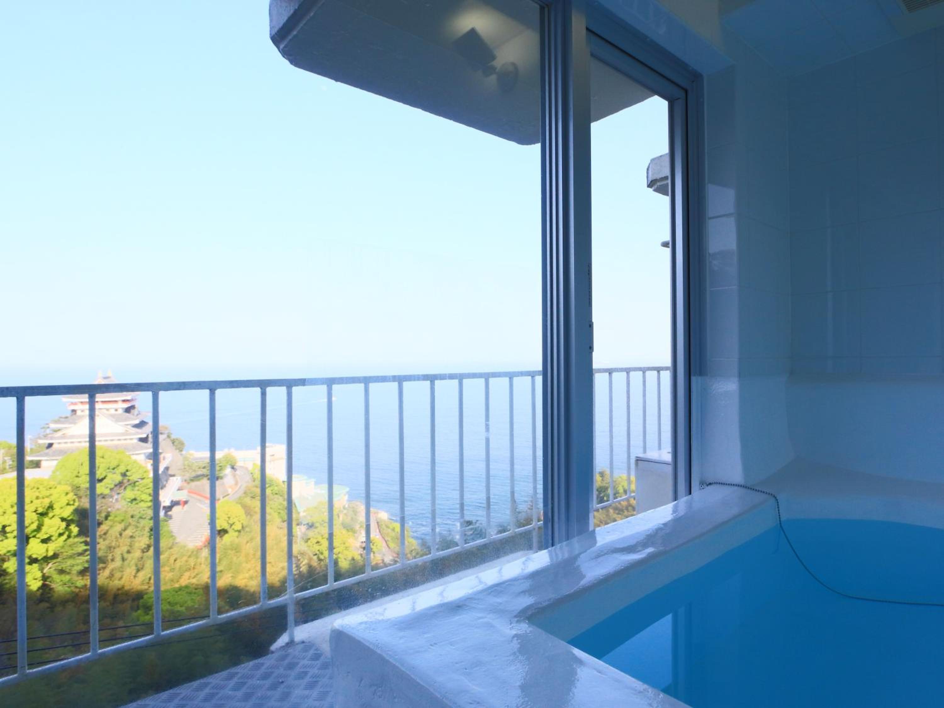 King Suite with Sea View - Photo 4