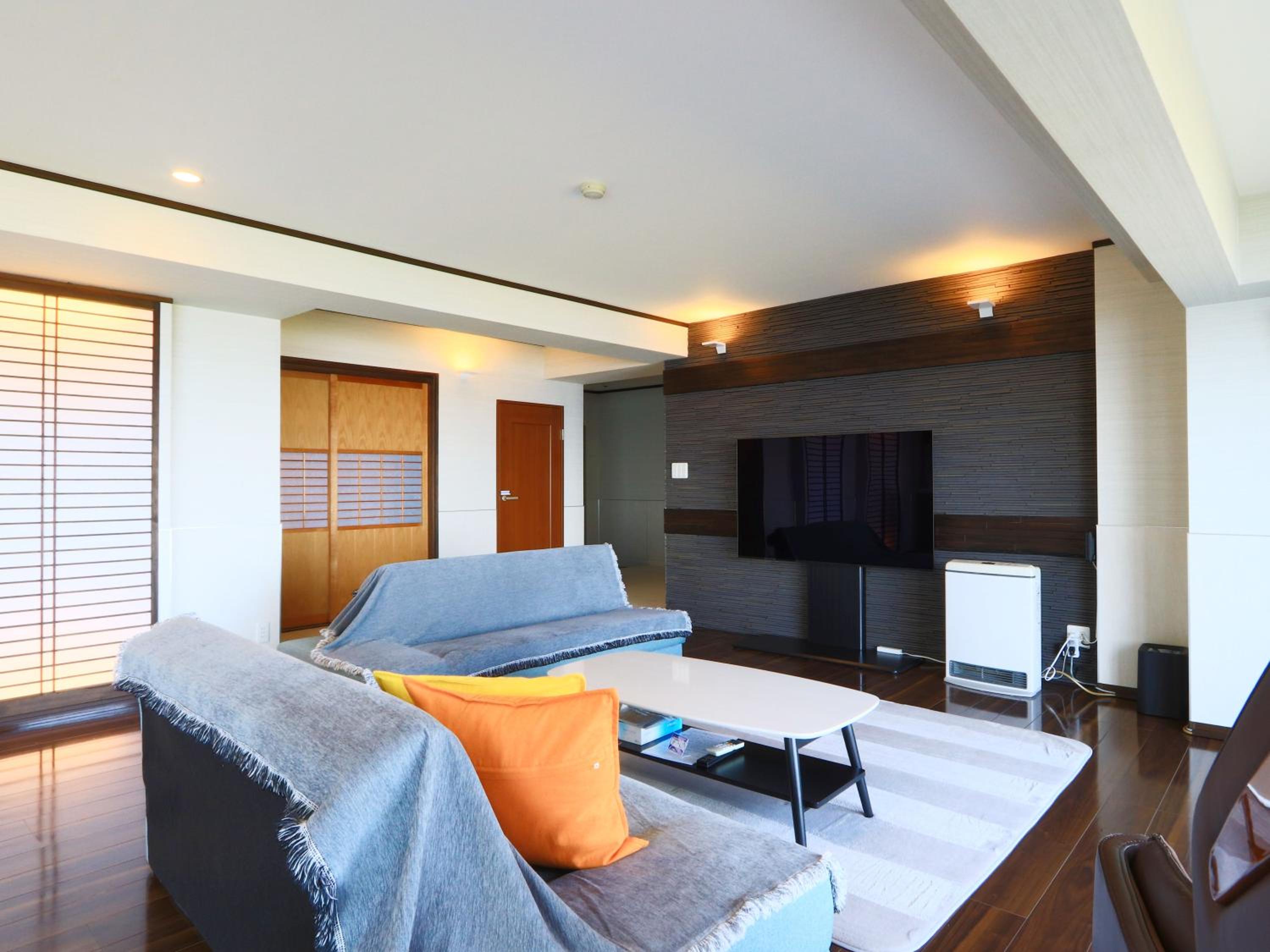 King Suite with Sea View - Photo 9