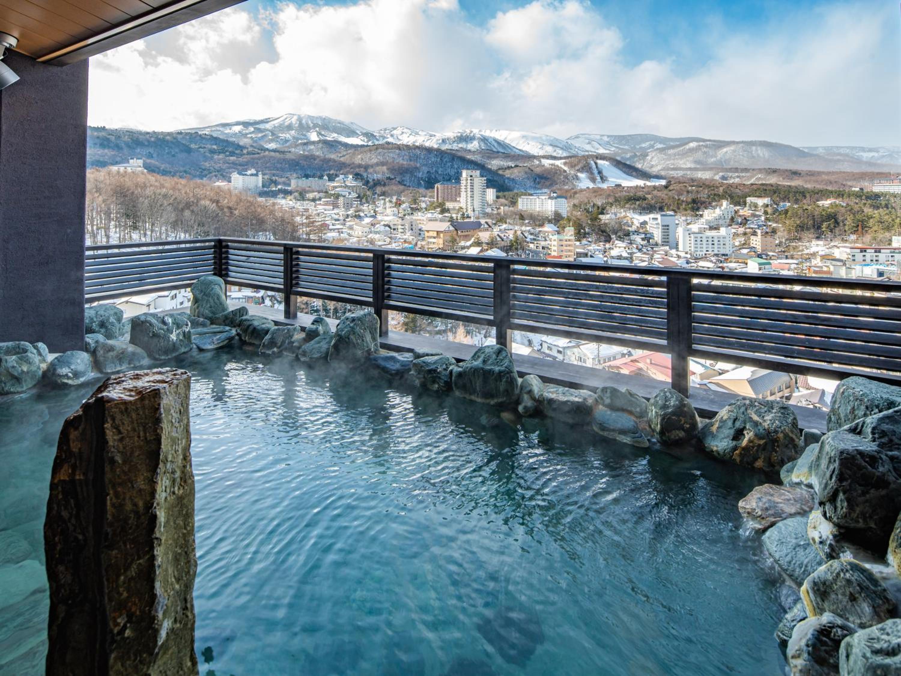 Deluxe Twin Room with Open-Air Bath - Photo 5