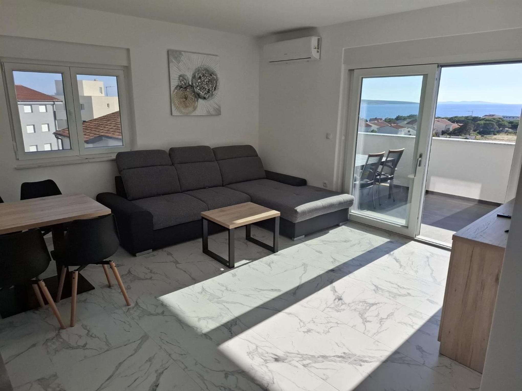 Two-Bedroom Apartment With Sea View photo 1