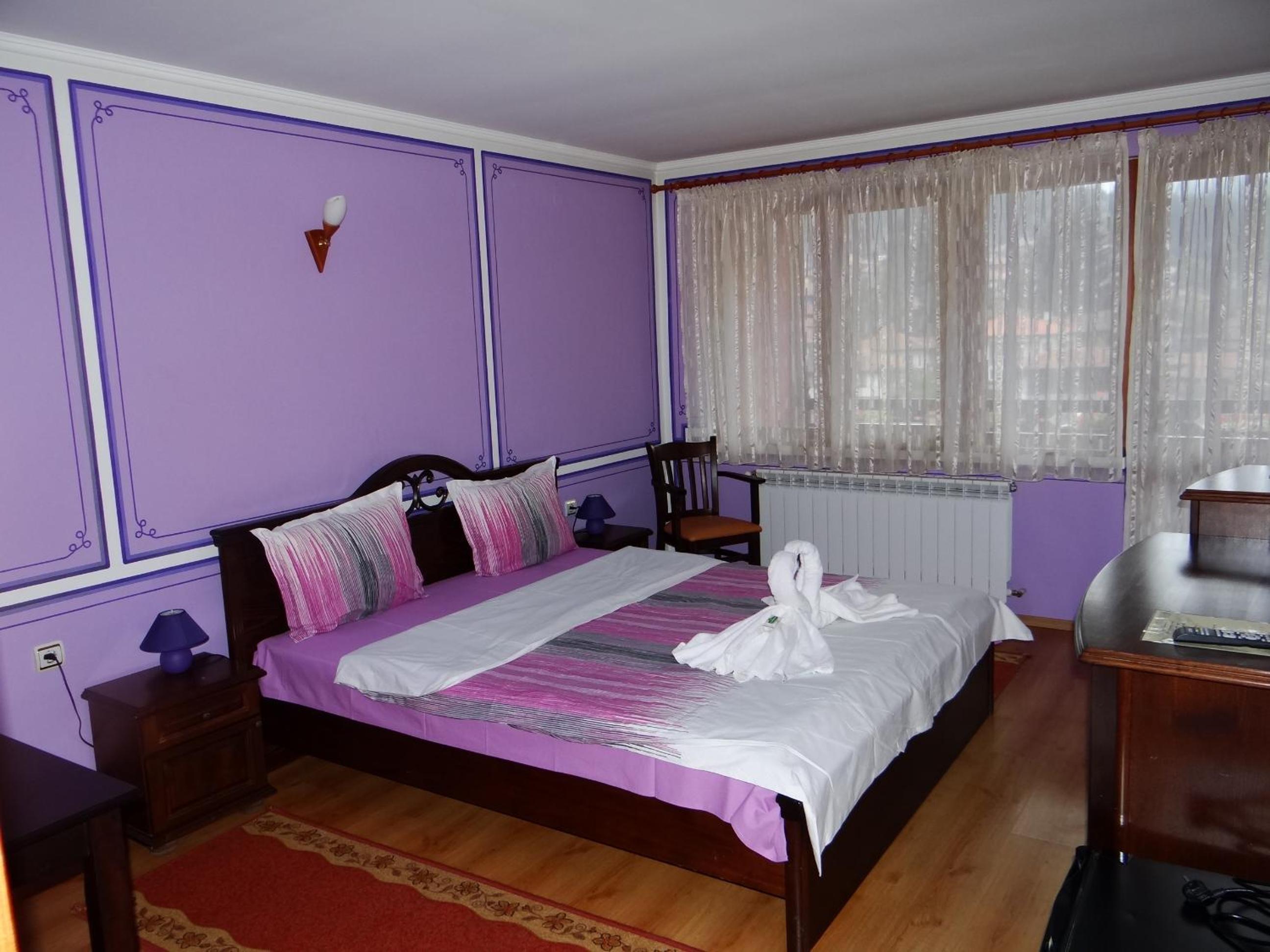 Deluxe Double Room with Balcony photo 1