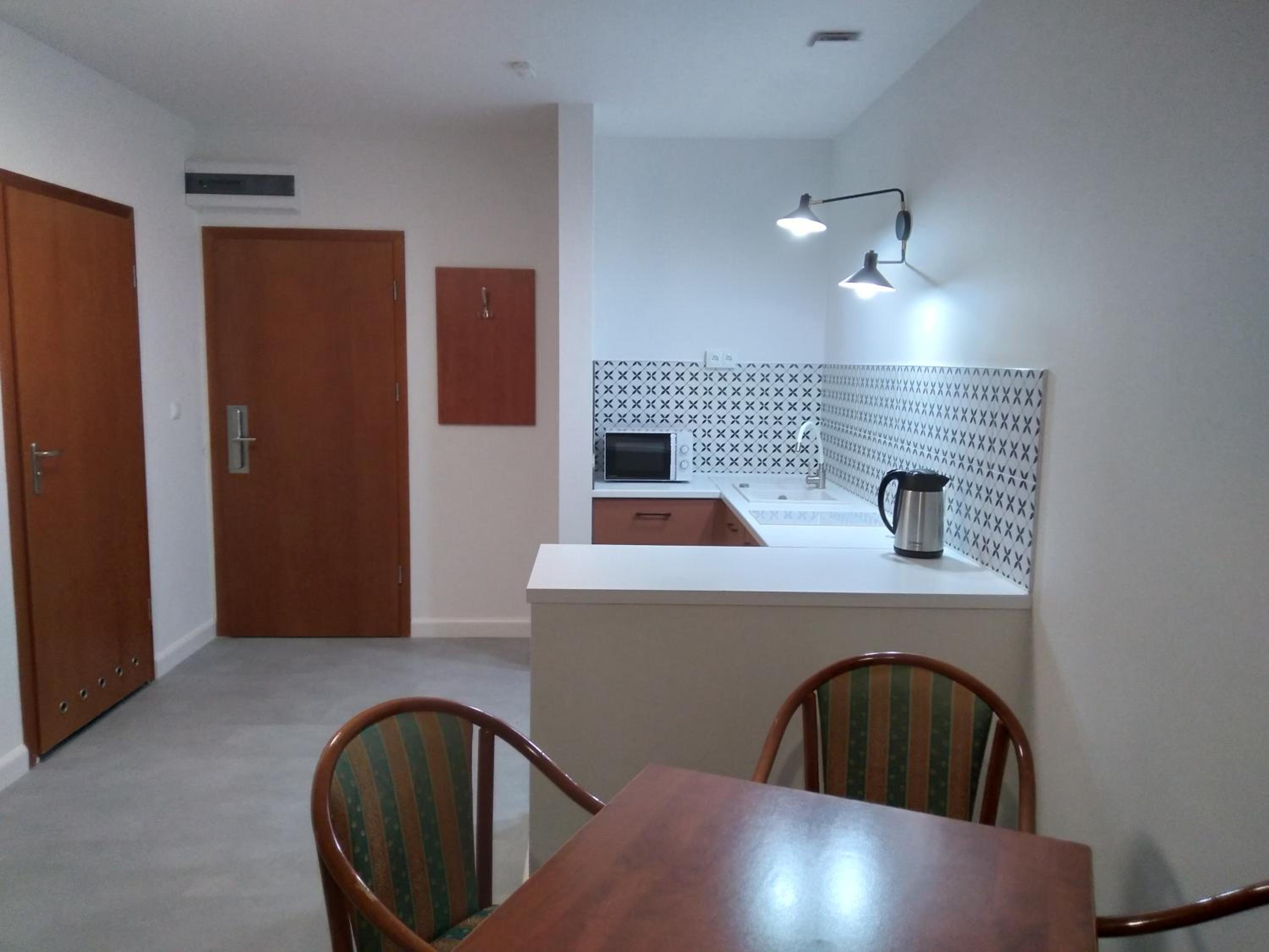 Studio with Terrace - Photo 6