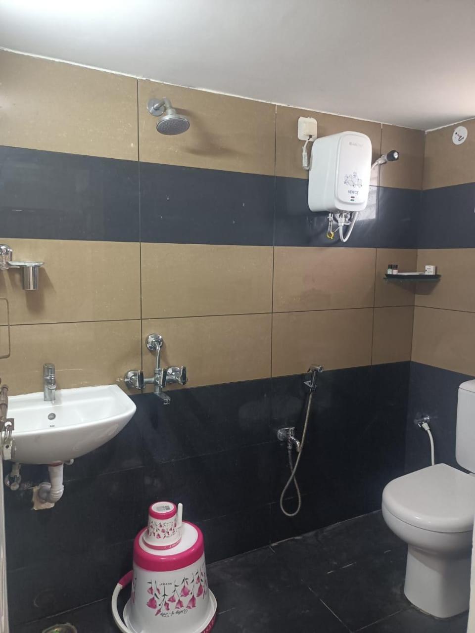 Double Room With Balcony photo 2