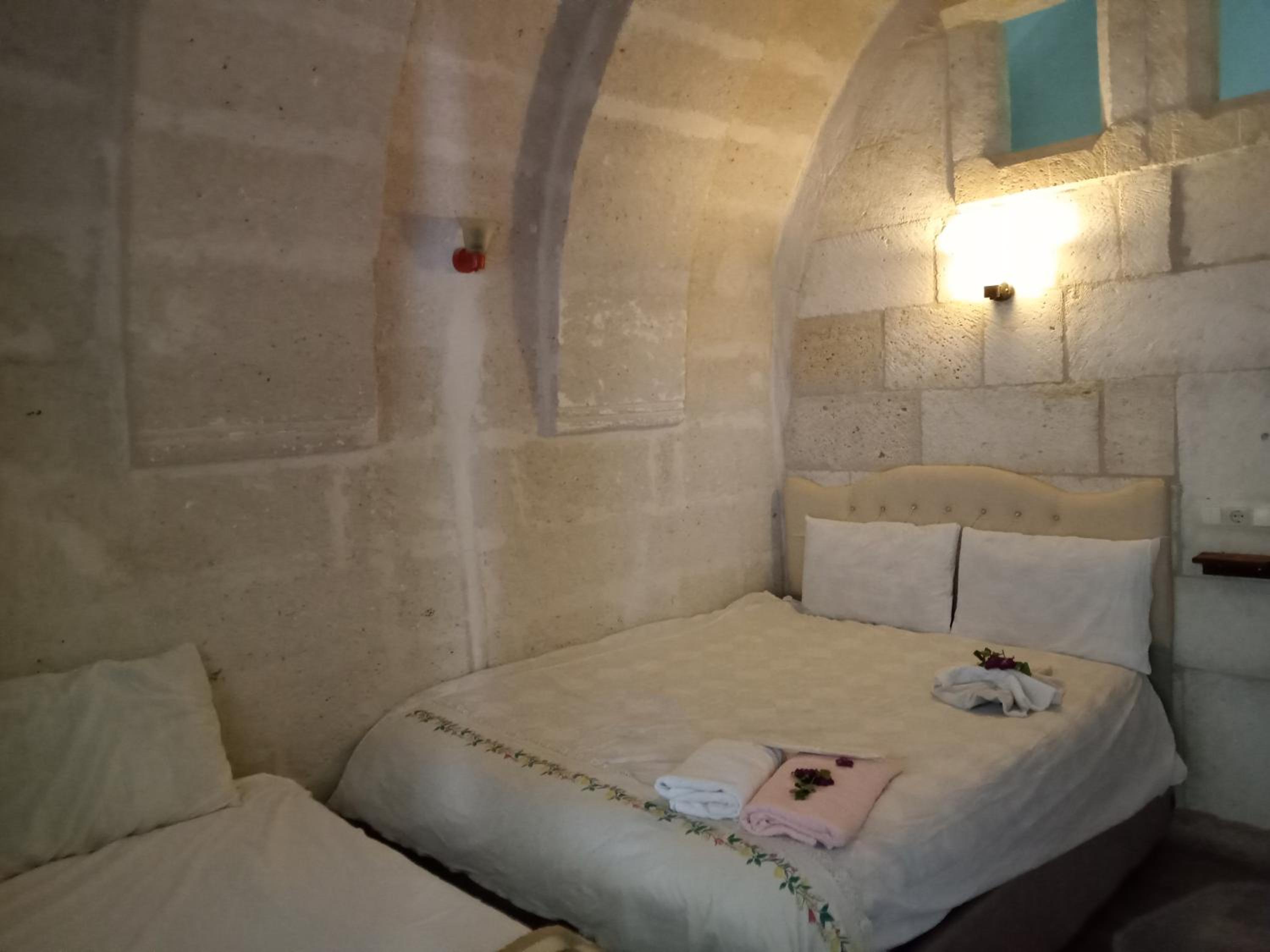 Standard Triple Room - Photo 20