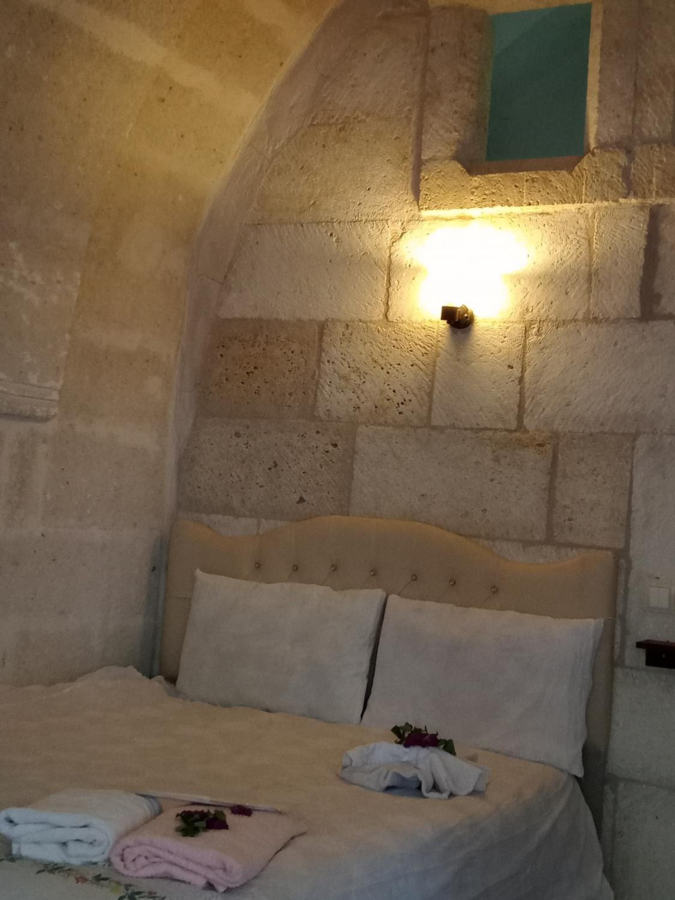 Standard Triple Room - Photo 13