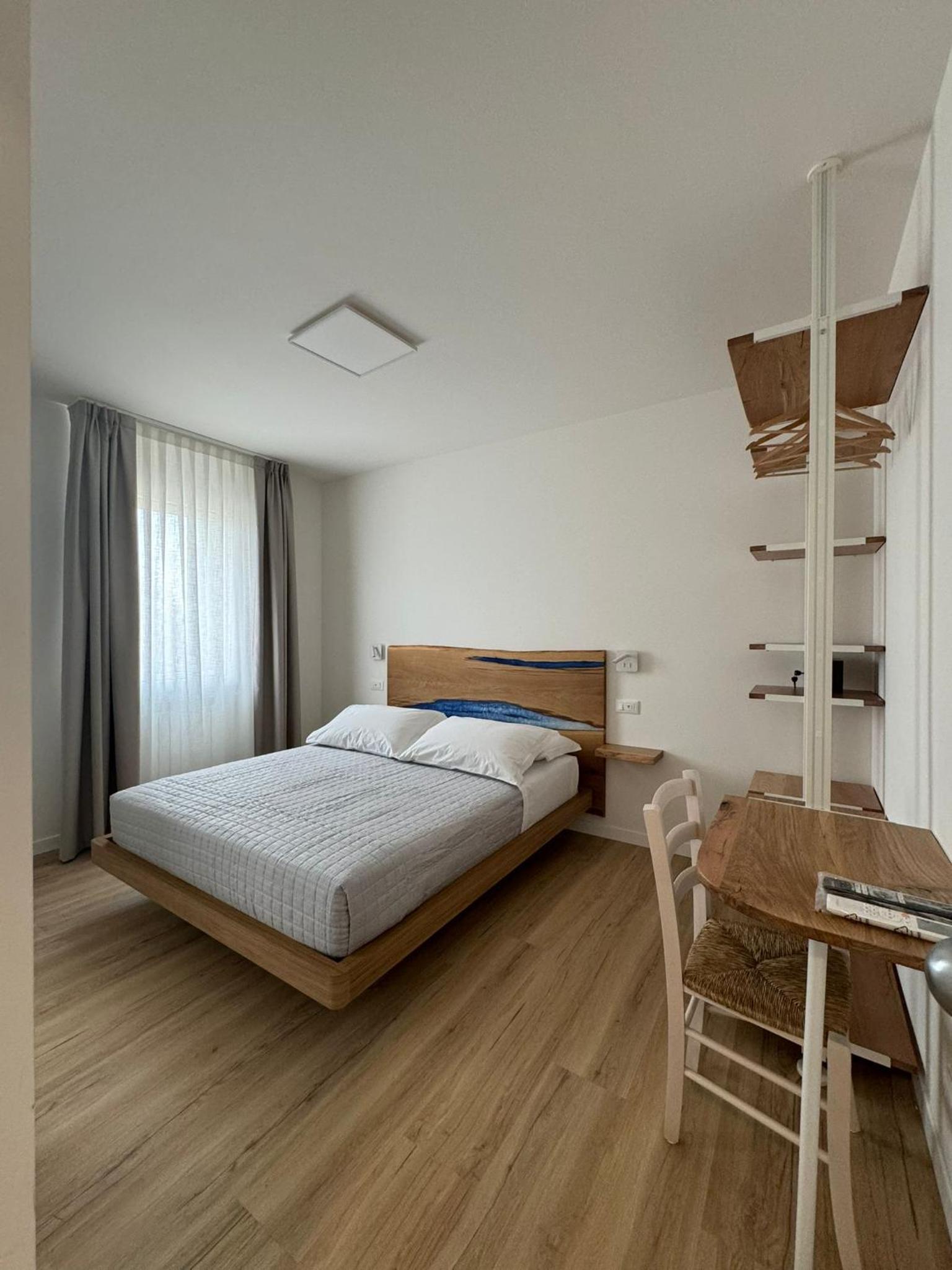 Standard Double Room photo 2