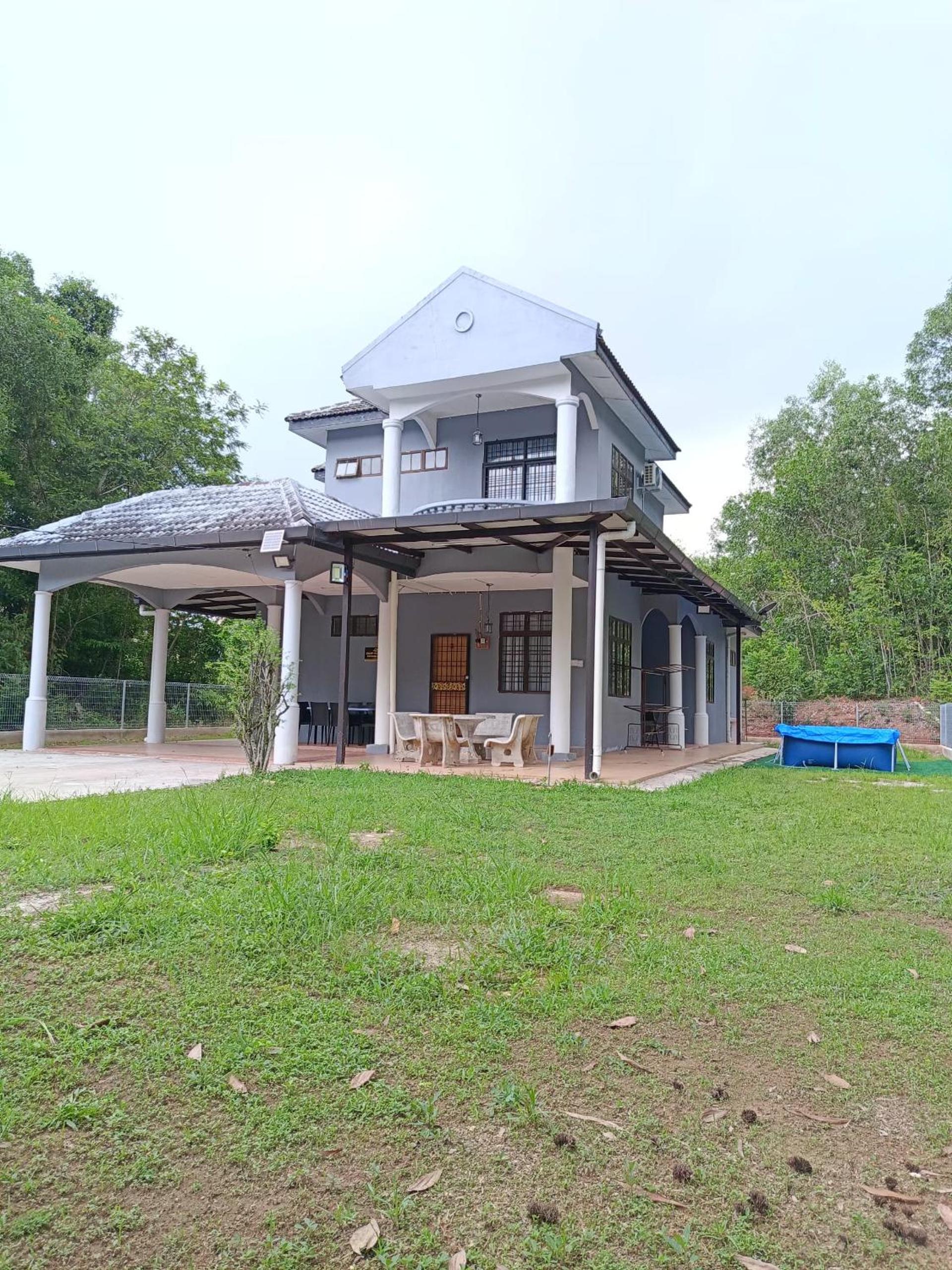 Four-Bedroom House photo 1