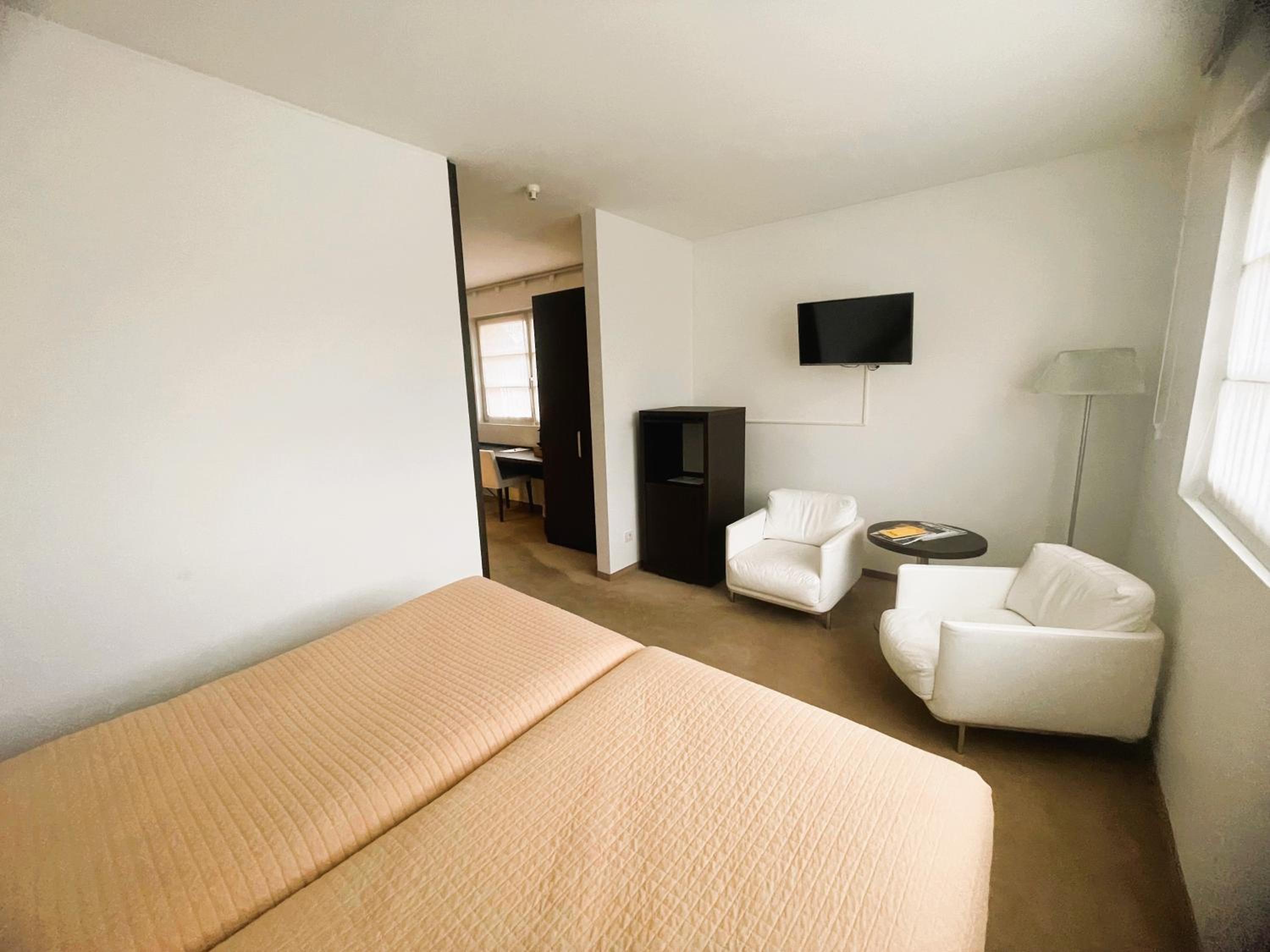 Superior Twin Room - Photo 2