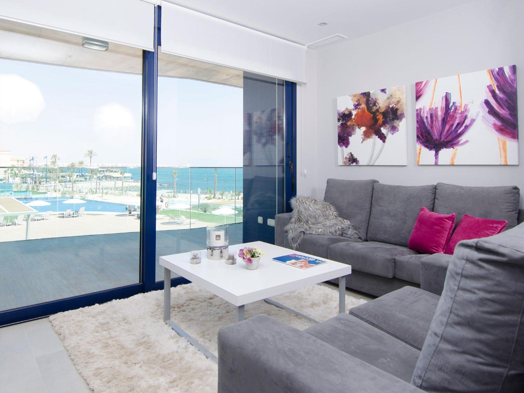 Apartamento de una habitación con vista al mar