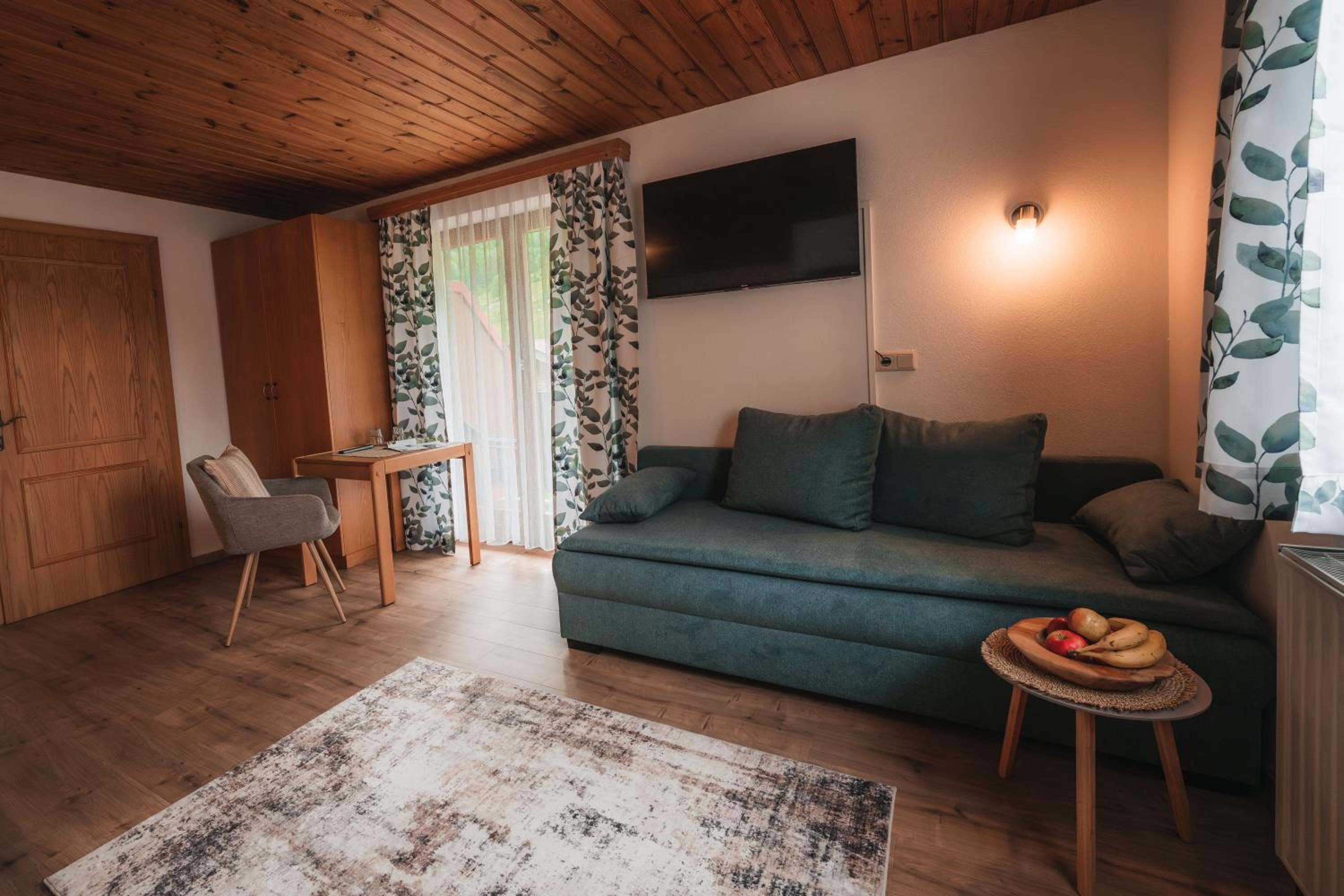 Double Room with Balcony photo 3