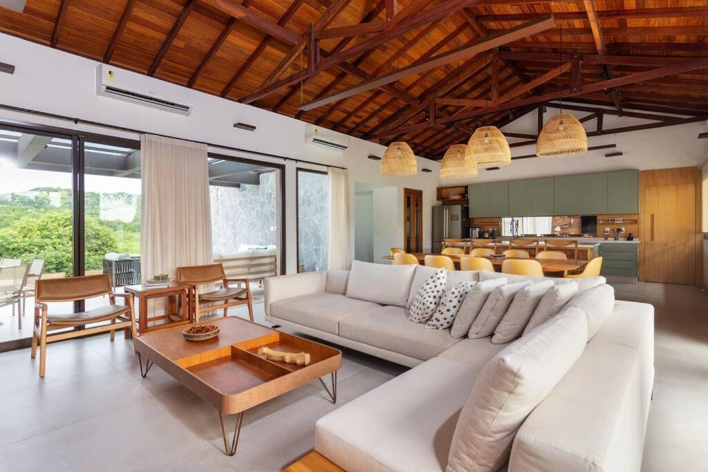 Four-Bedroom House photo 1