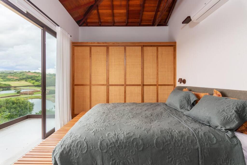 Four-Bedroom House photo 2
