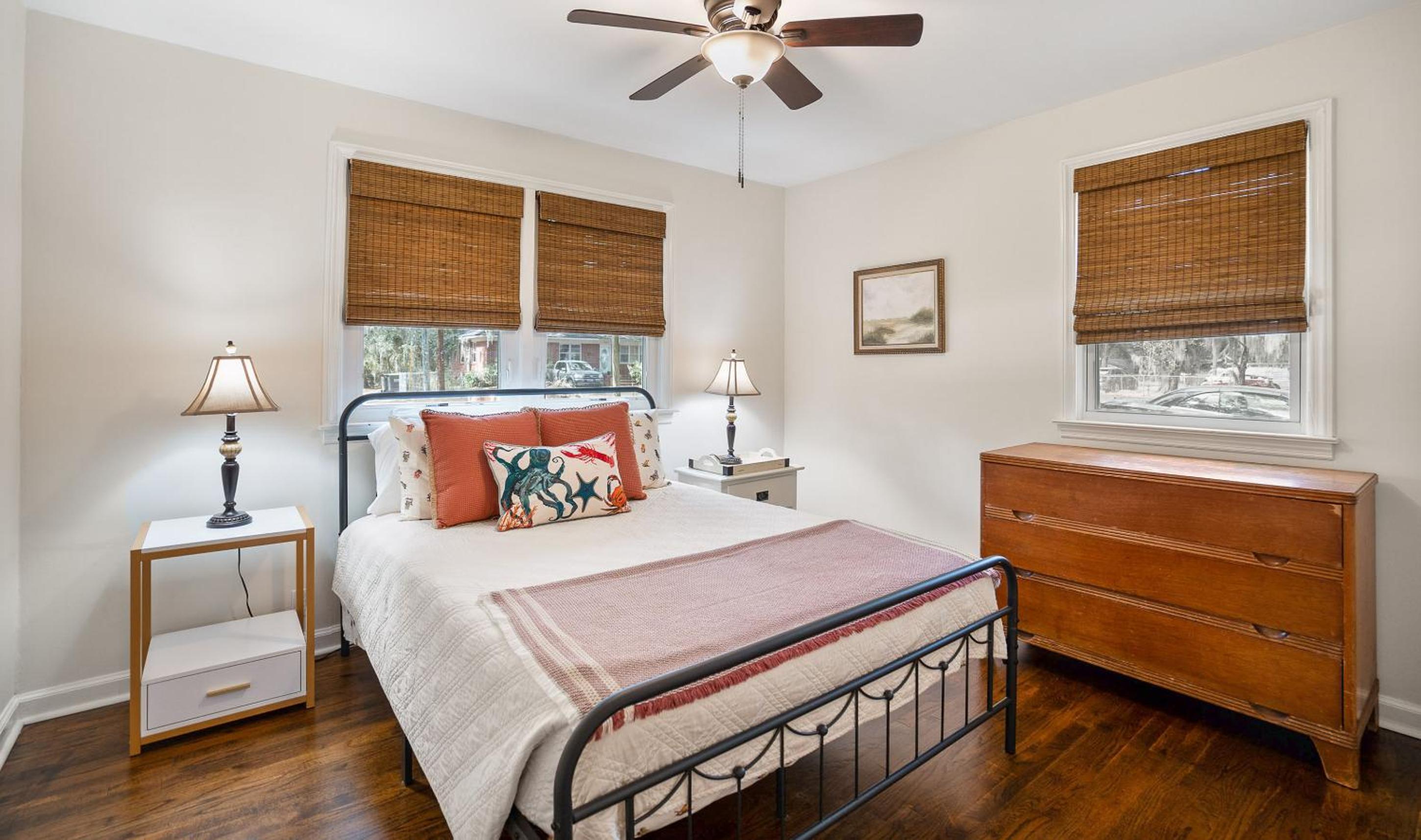 Four-Bedroom House photo 2