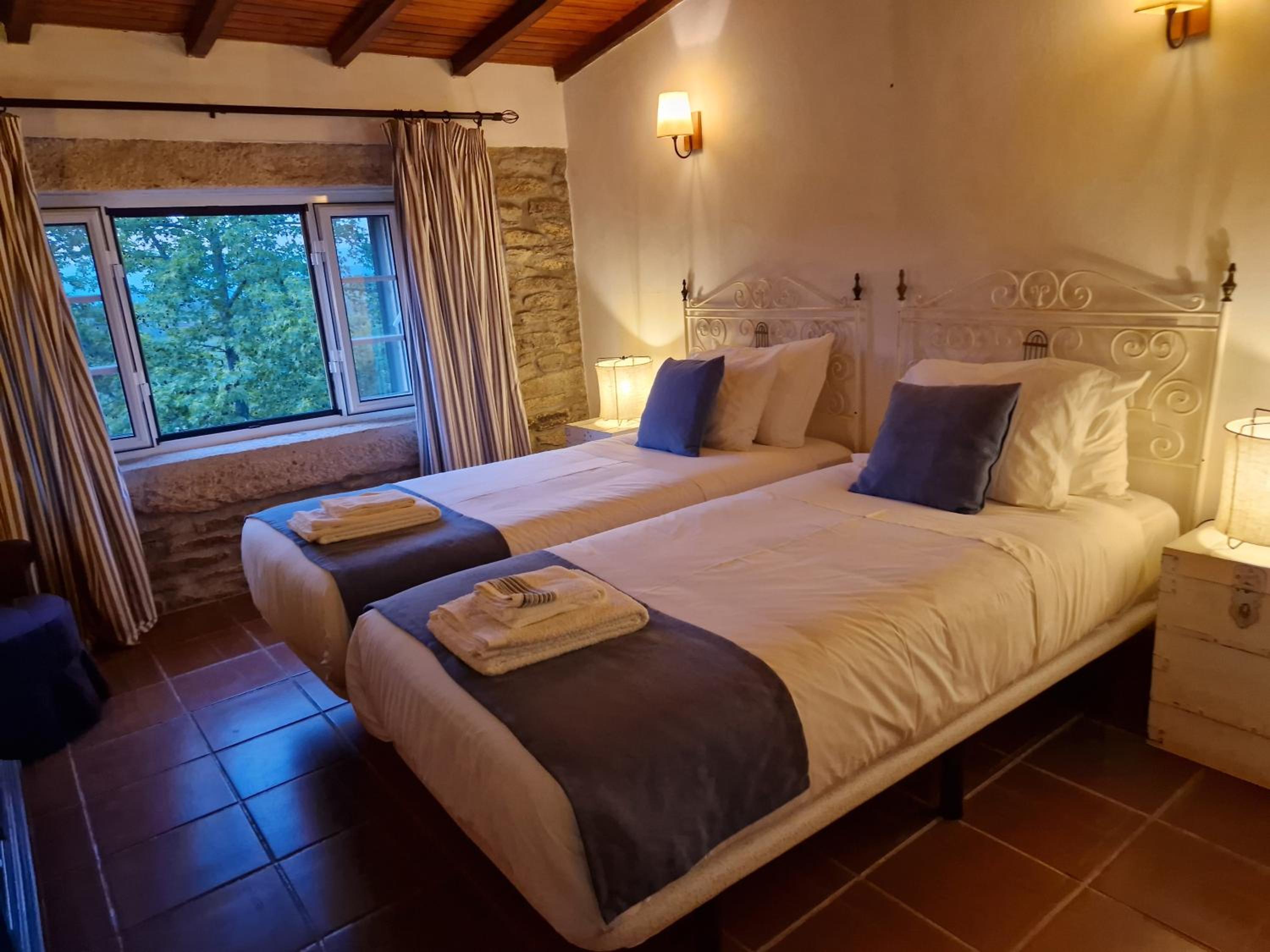 Standard Double or Twin Room with Garden View - Photo 1