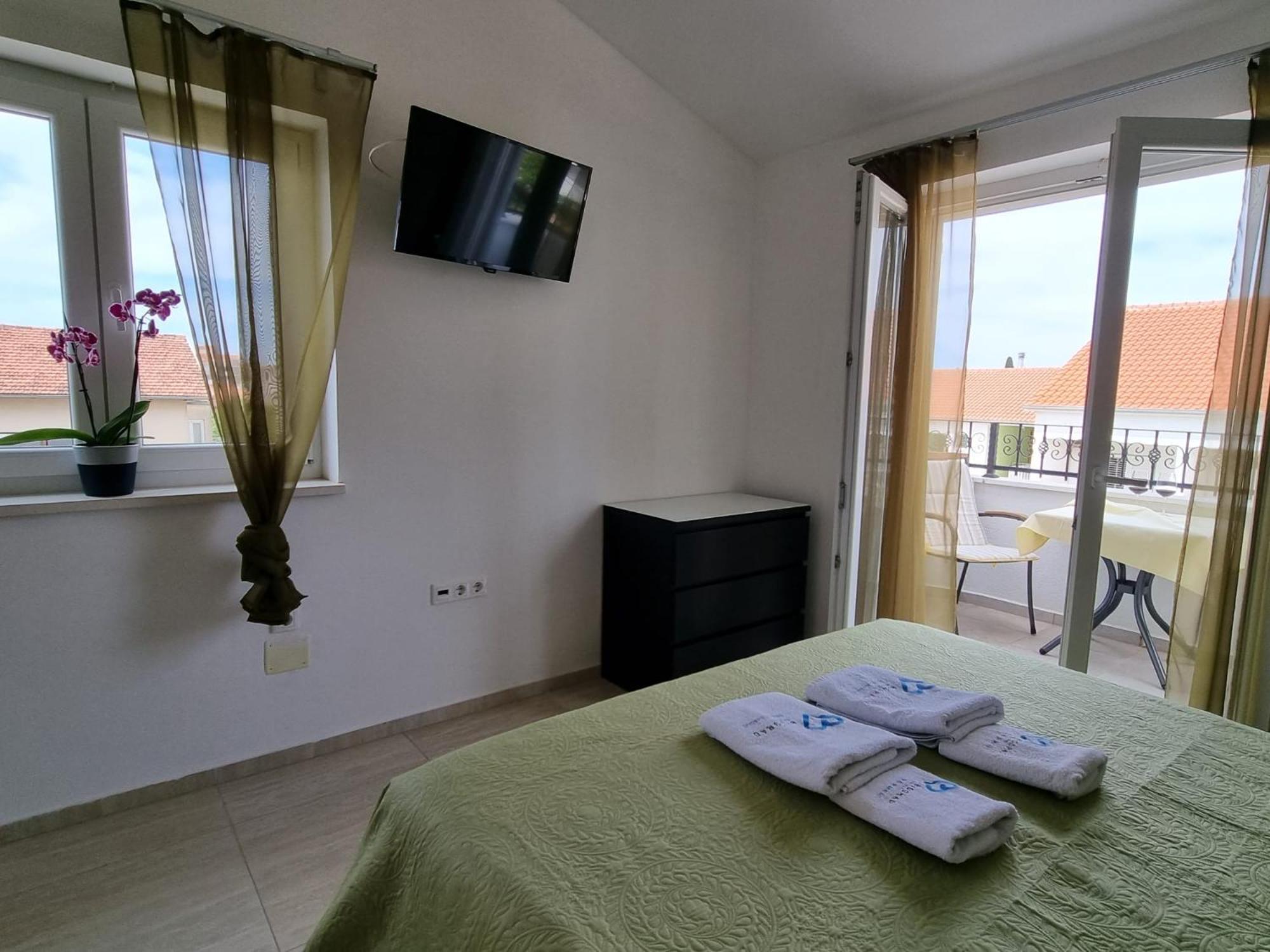 Studio with Balcony