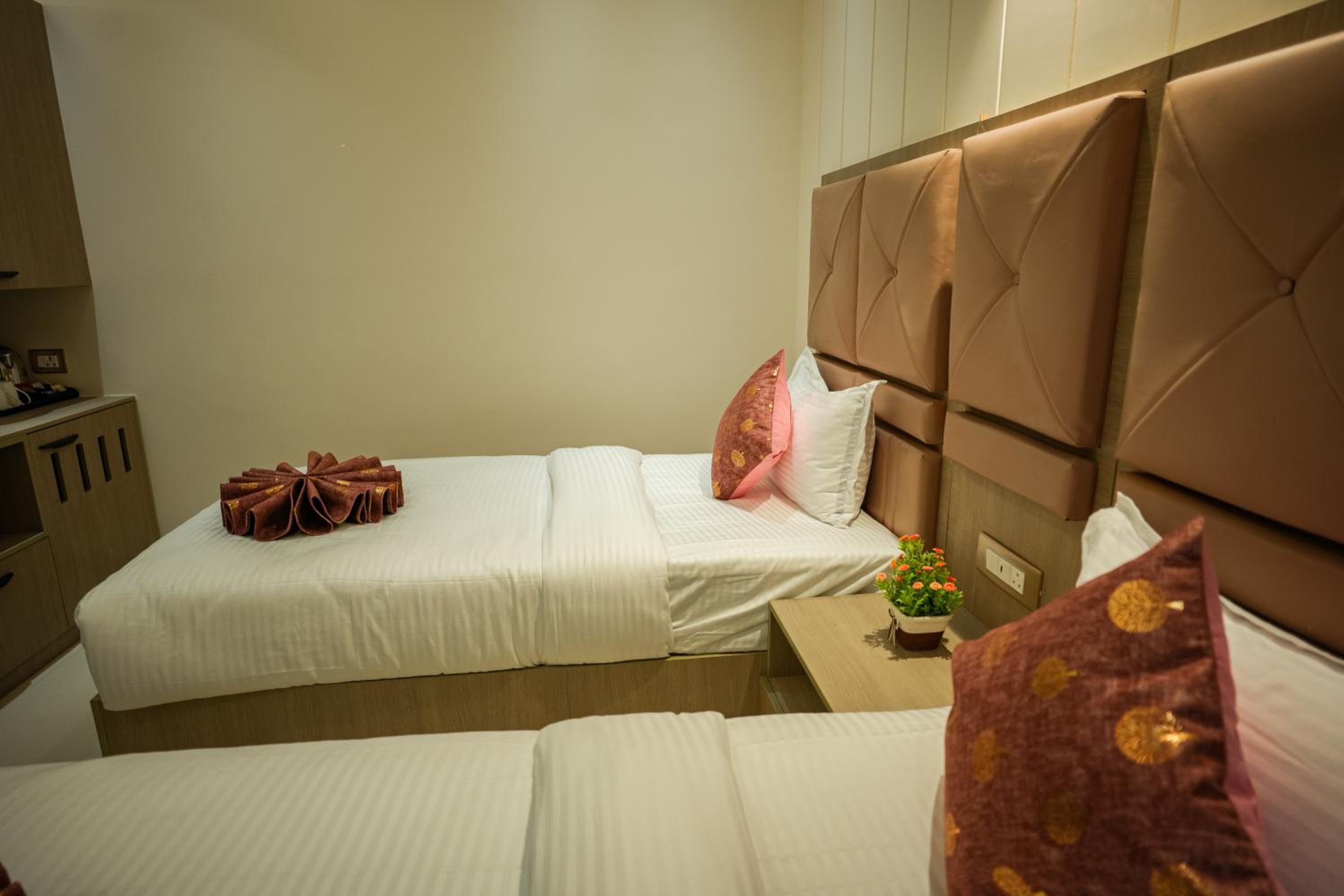 Deluxe Twin Room photo 3