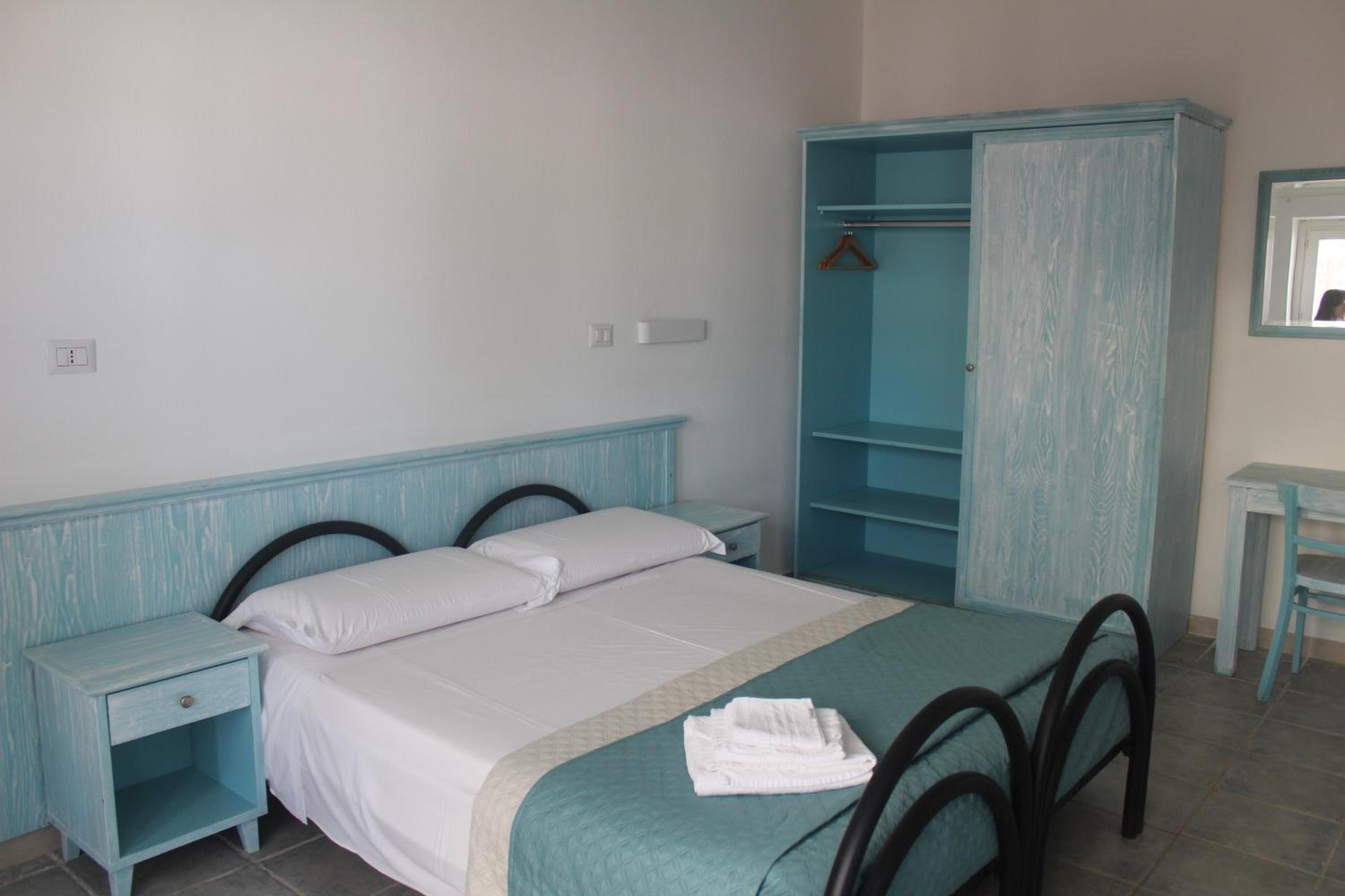 Double or Twin Room - Disability Access - Photo 1