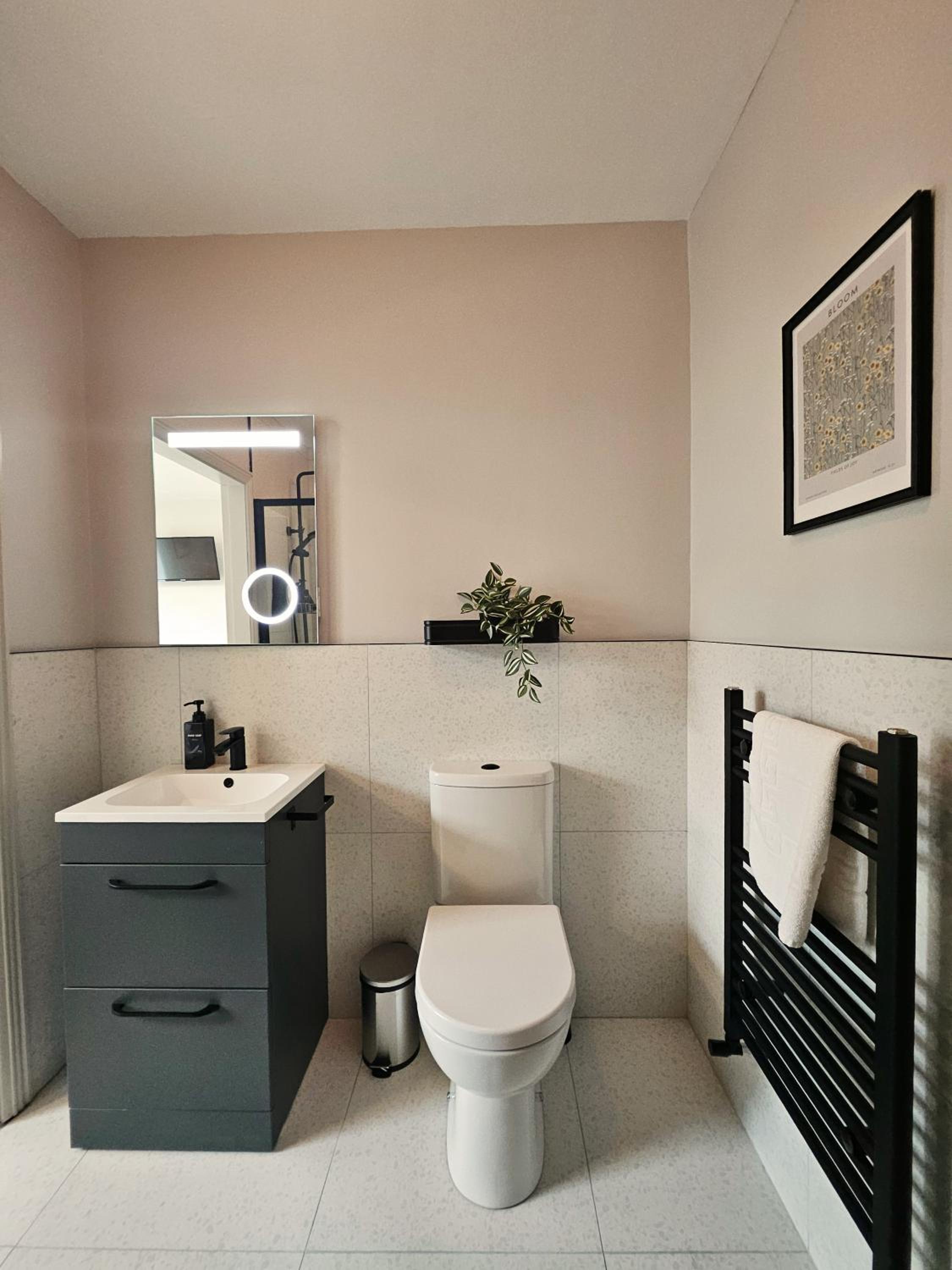 Double Room with Private Bathroom photo 3