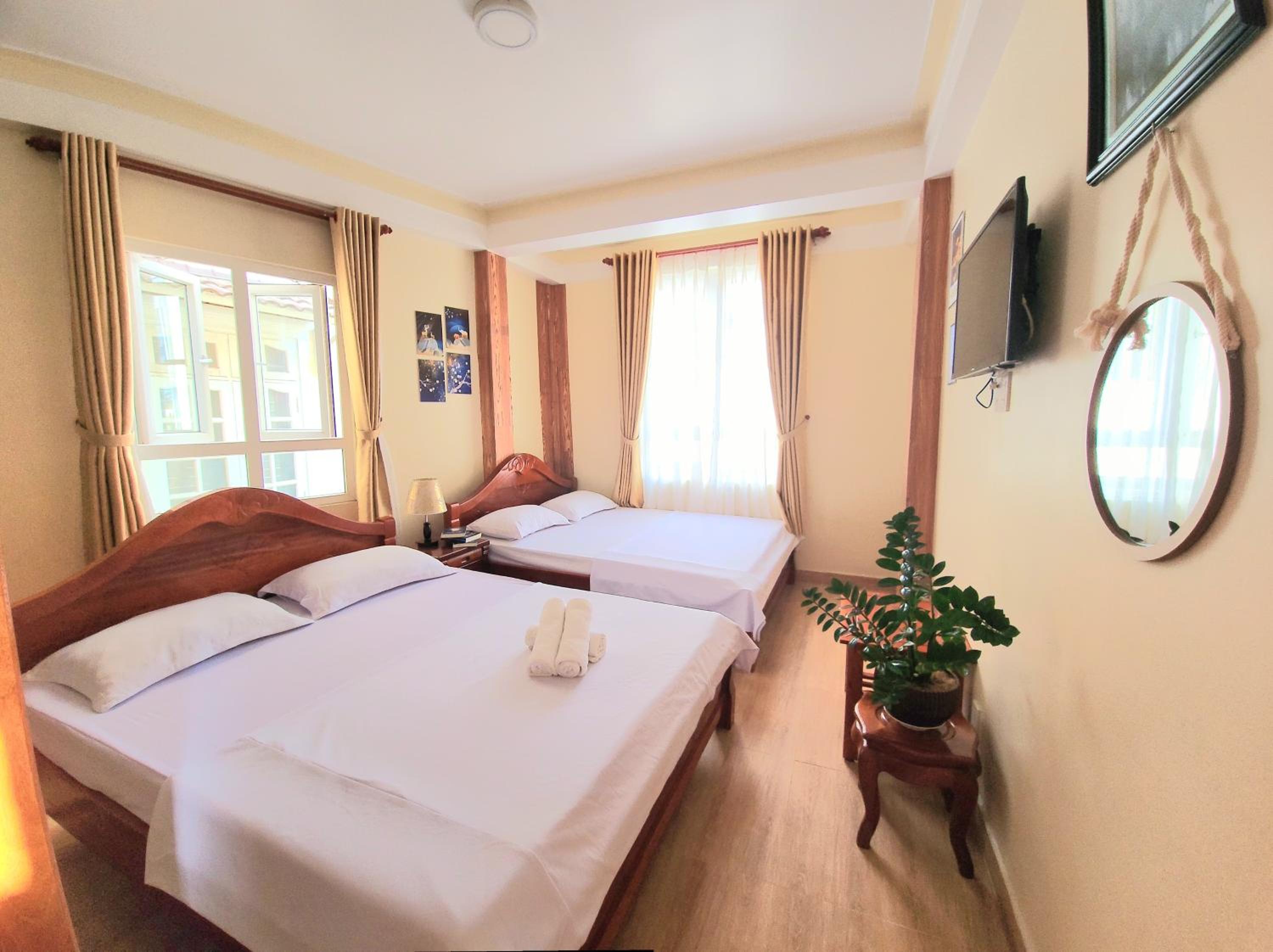 Deluxe King Room